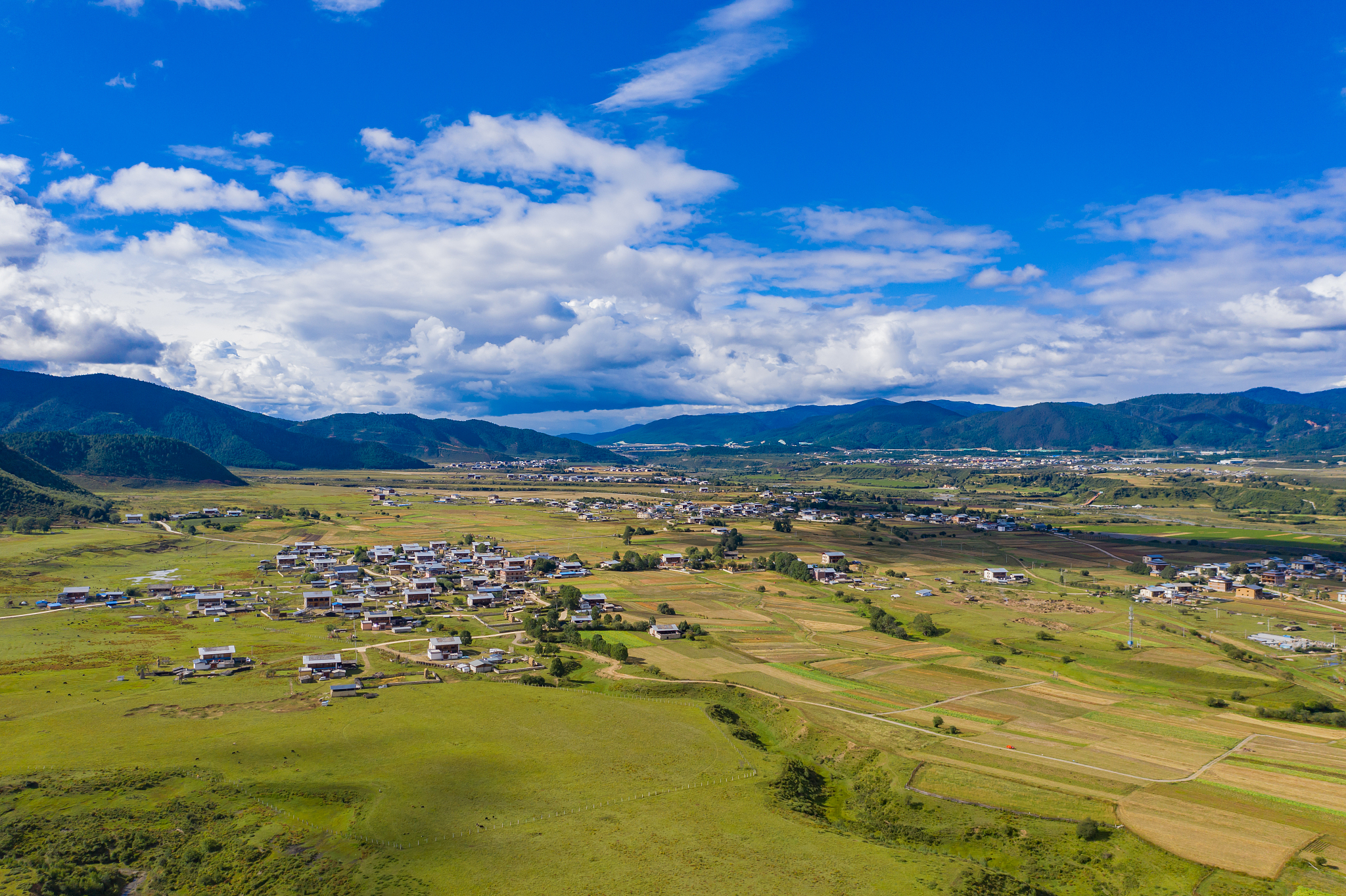 香格里拉乡村旅游成功的原因