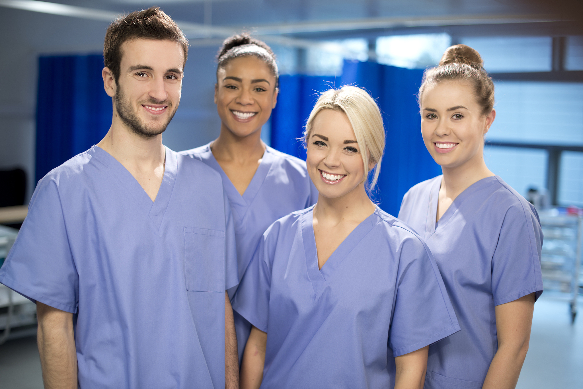 男孩学护理专业怎么样就业形势好不好