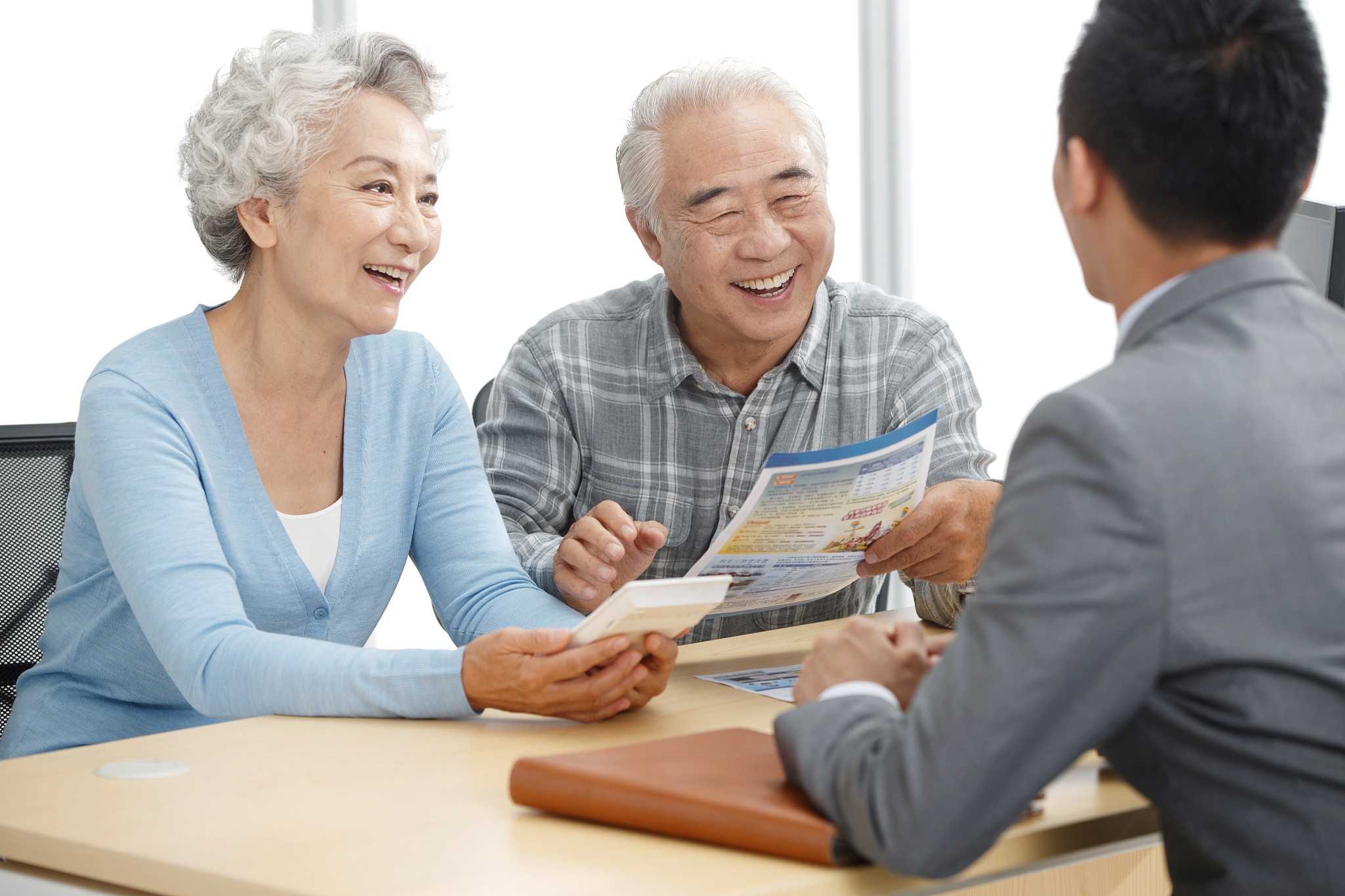 设计和实施针对不同客户群体的有效服务促销策略