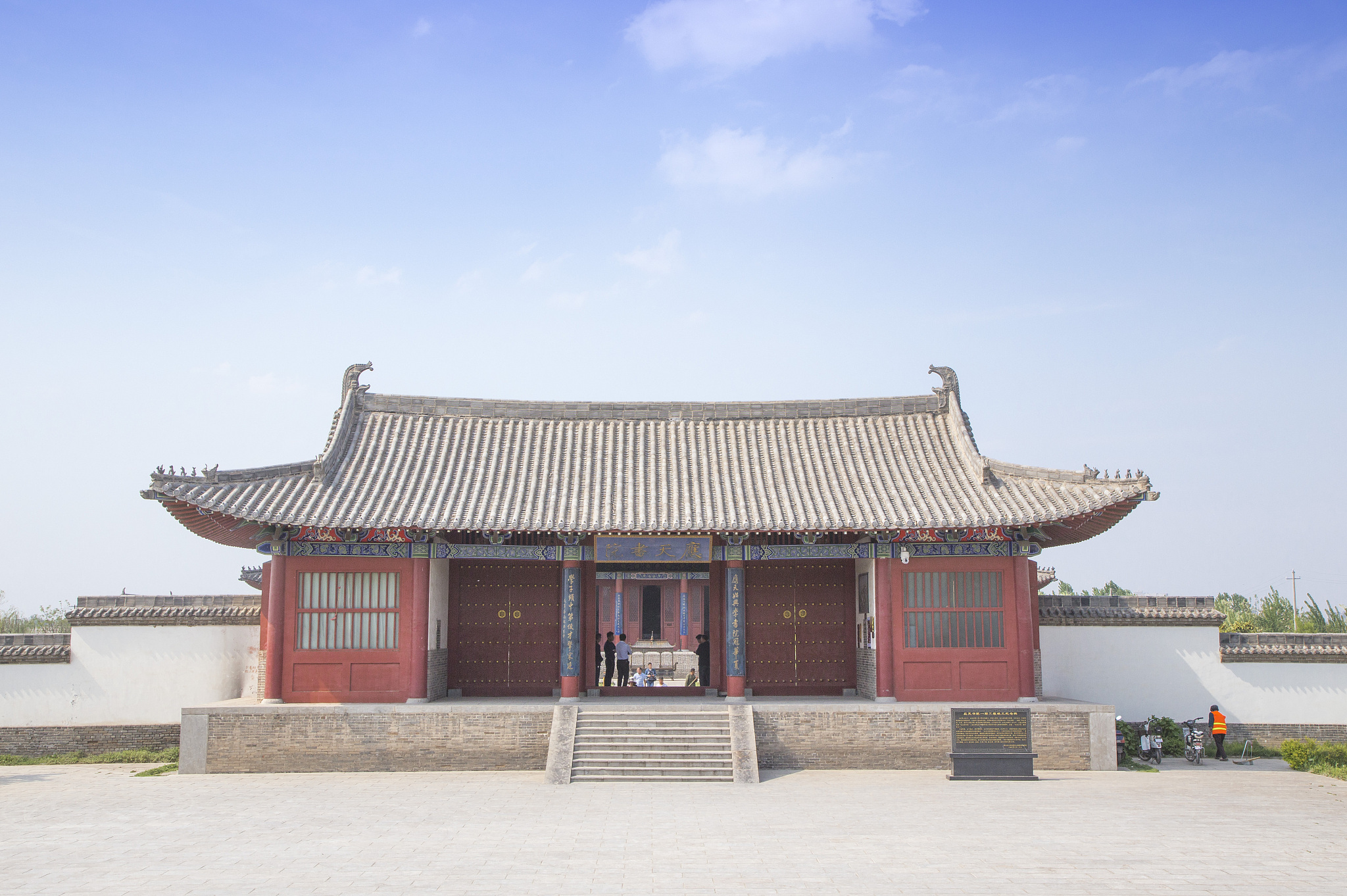 河南省经贸工程技术学校的酒店服务与旅游就业方向怎么样