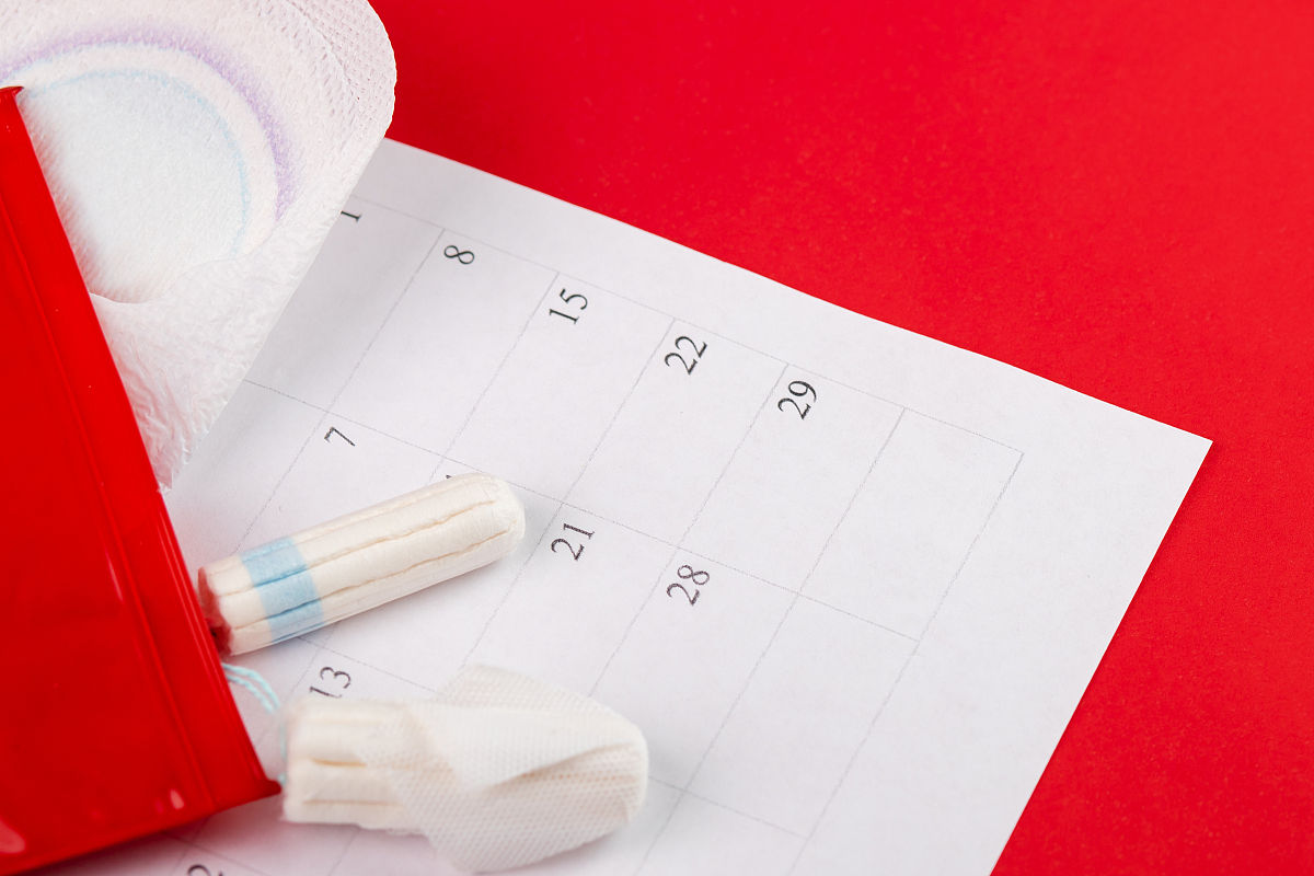 安然纳米微元生化负离子卫生巾：抑菌、消臭、透气、舒适的经期选择