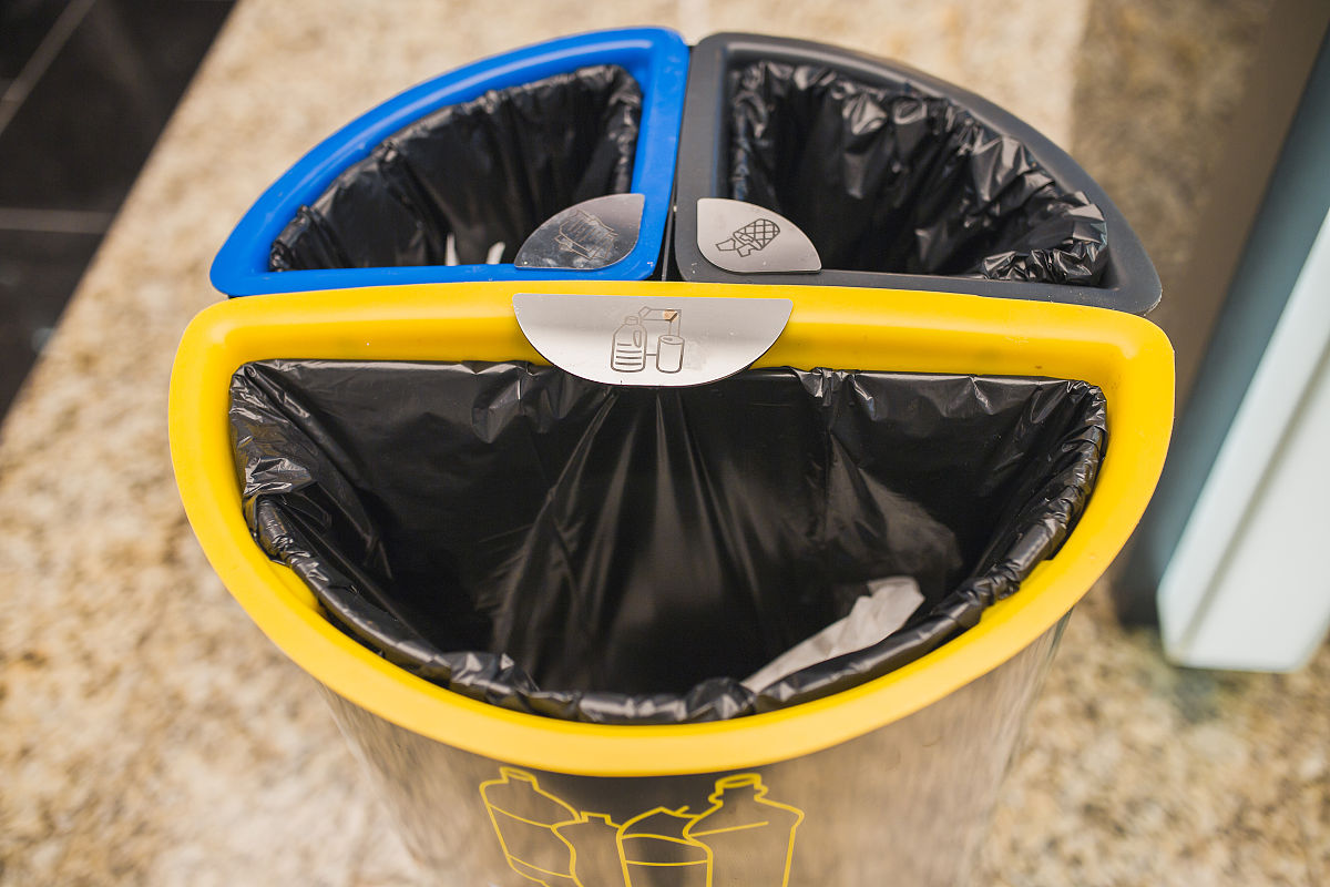 请列出十个具有前瞻性的工业设计专业毕业设计选题