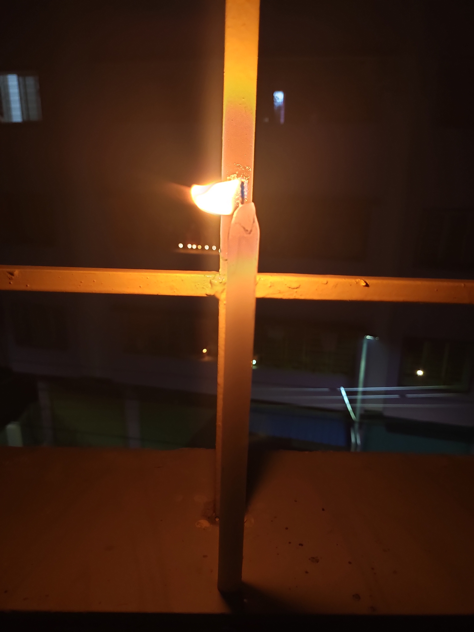 火焰会产生影子吗？钠光灯实验揭秘