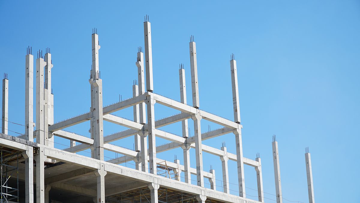 写一份管理信息系统实验结论包括管理信息系统可行分析的框架结构相关人员的组成等。