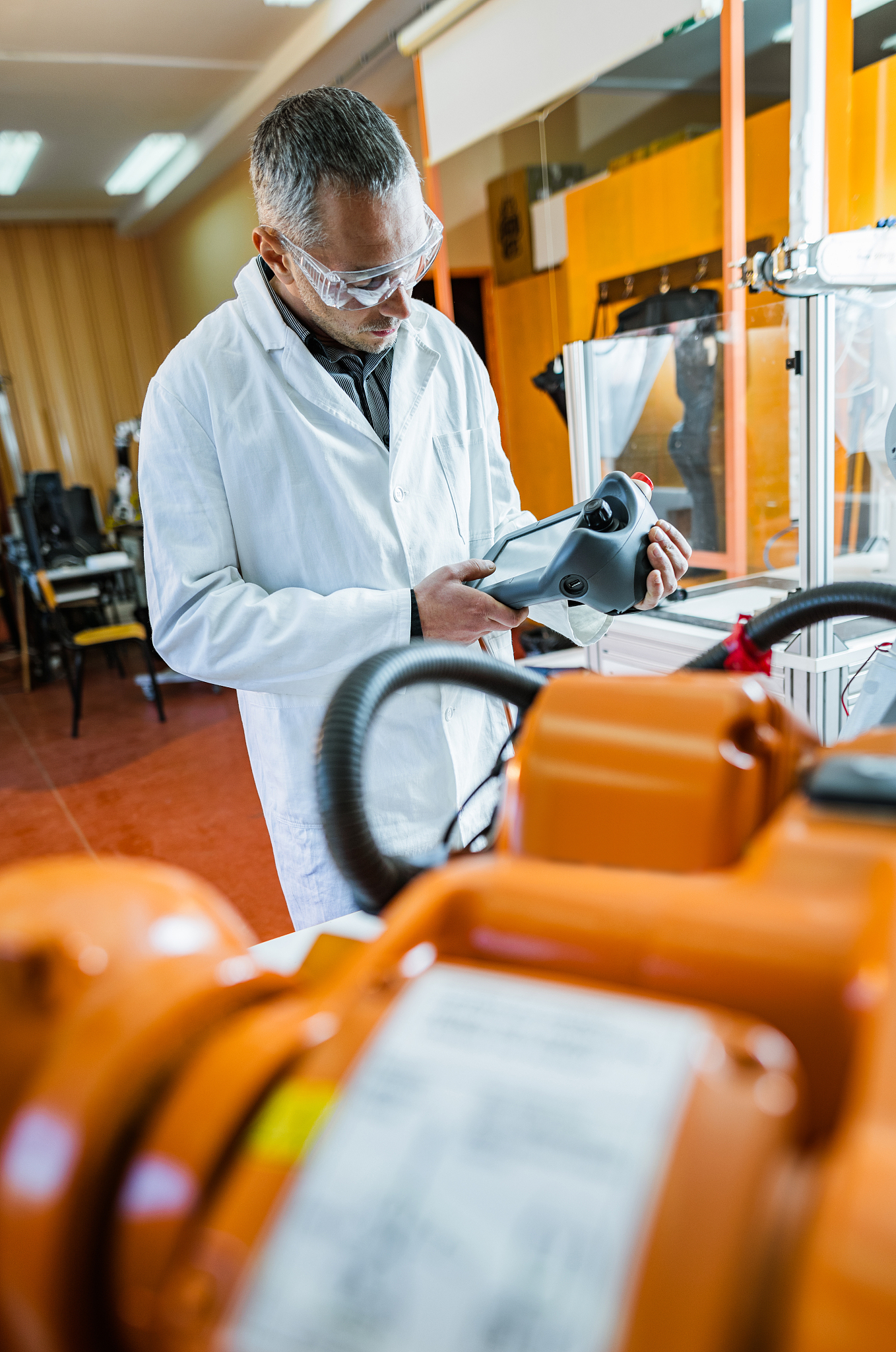 武汉机电工程学校2022年招生简章 - 专业设置及报名方式