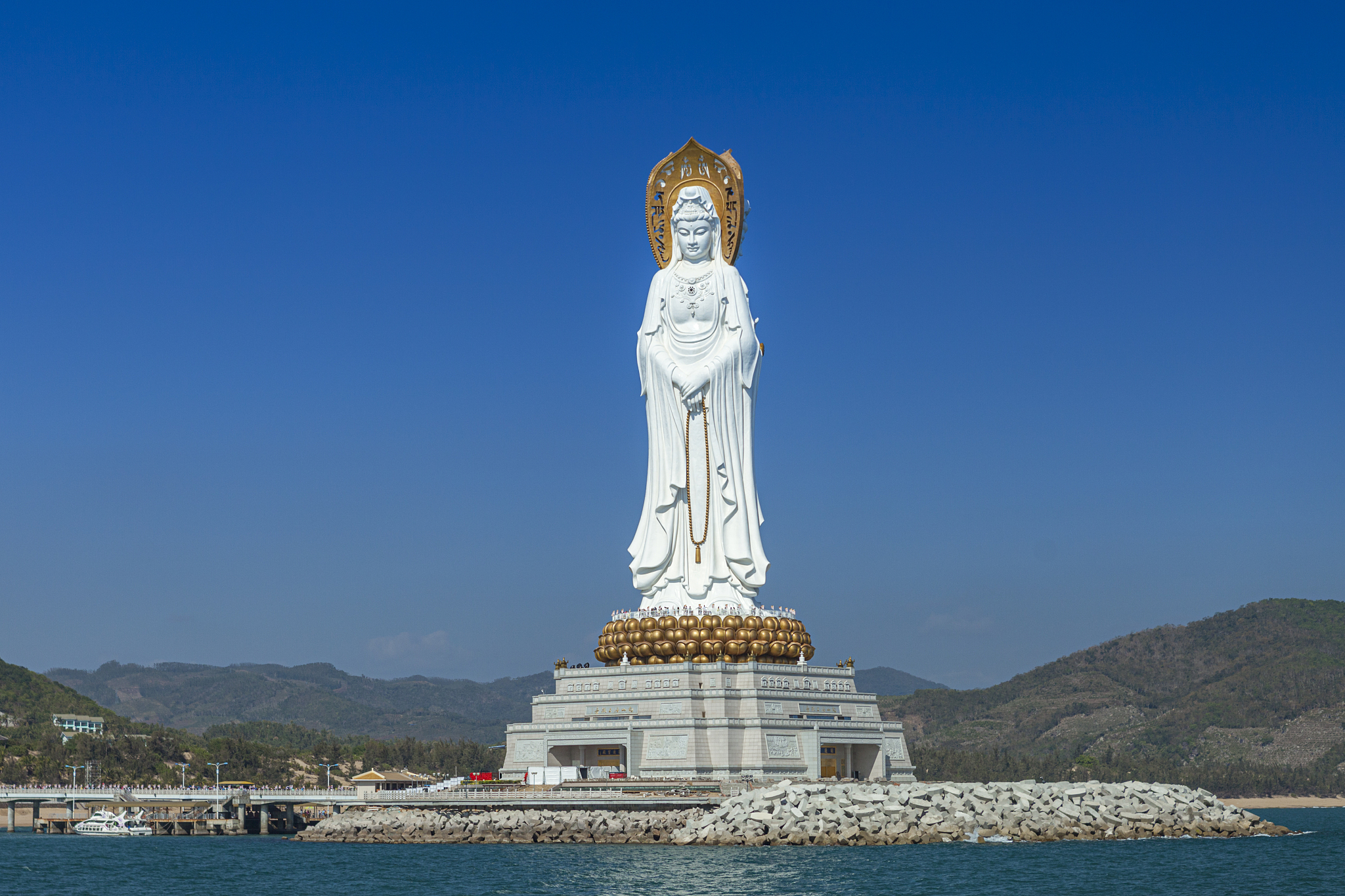 观音菩萨诞辰日：6月19日，慈悲女神的生日