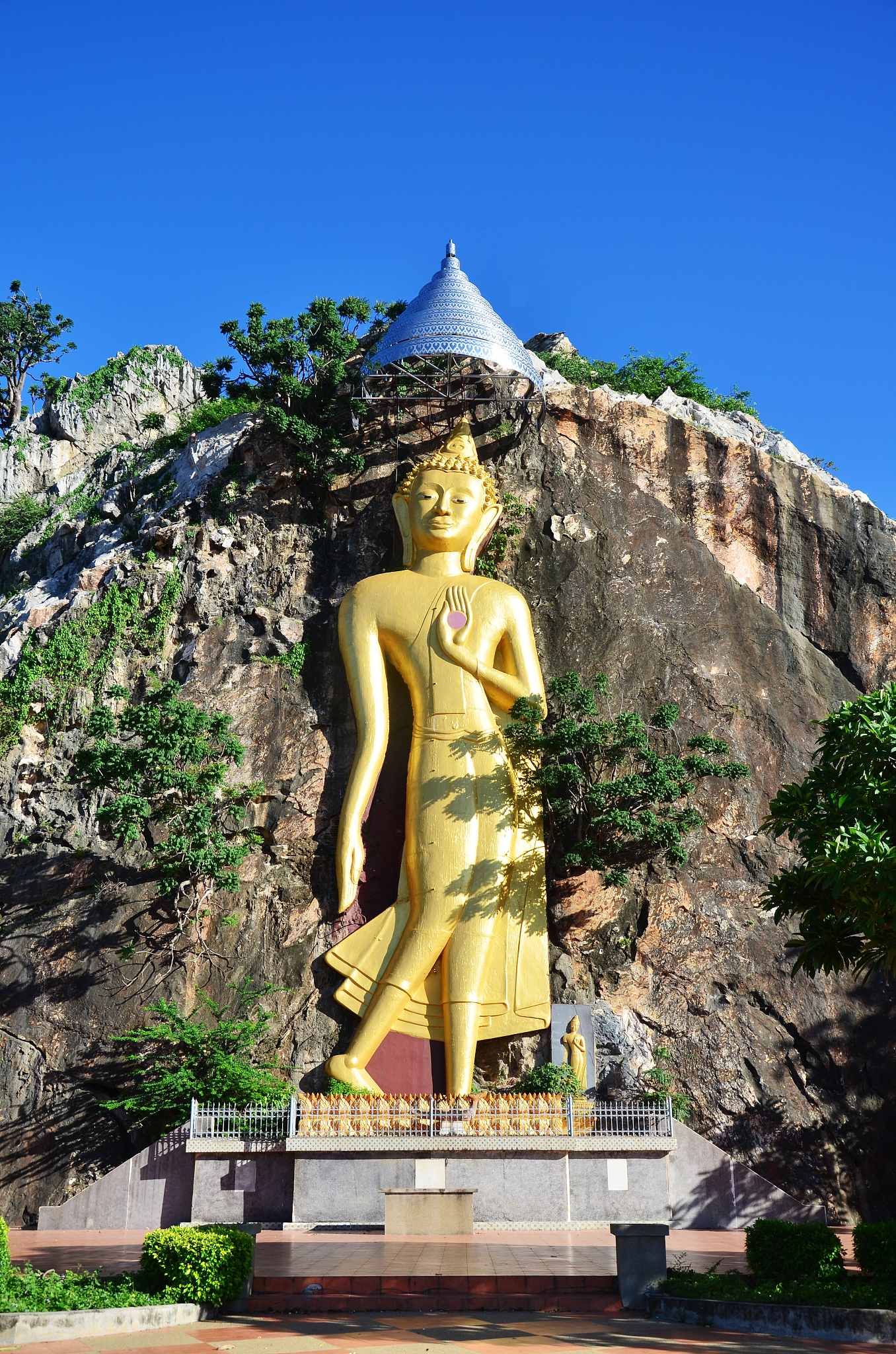 buddha in cave  at khao ngoo rock park ratchaburi thailand