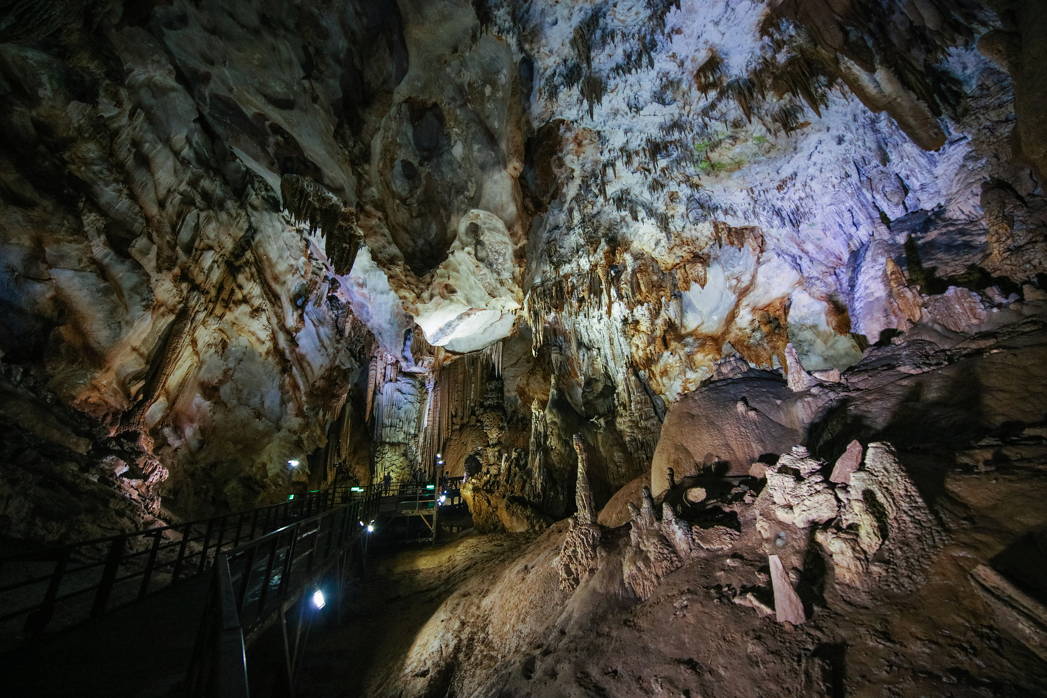 paradise cave