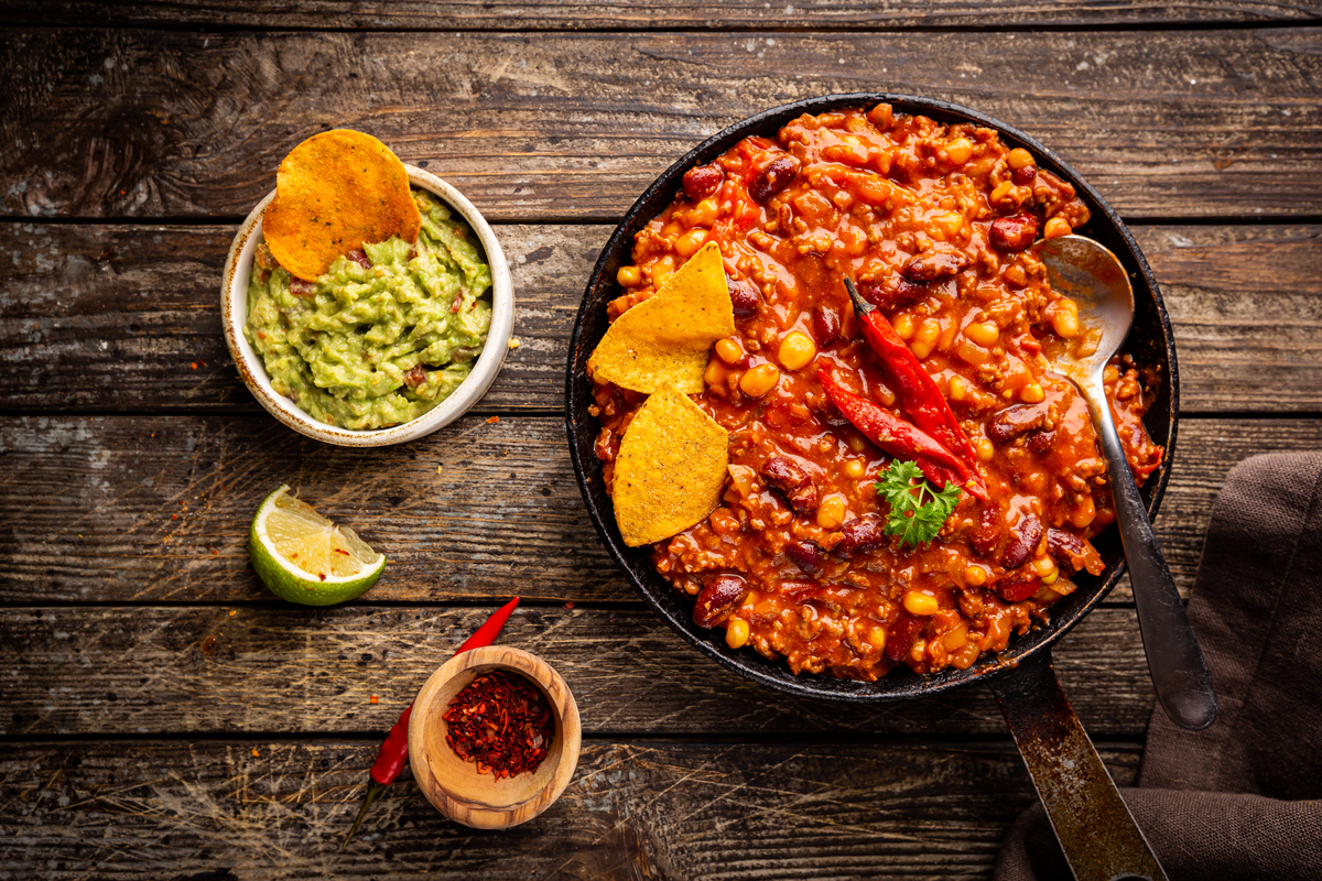 響麻響辣跟肉次方哪家好吃