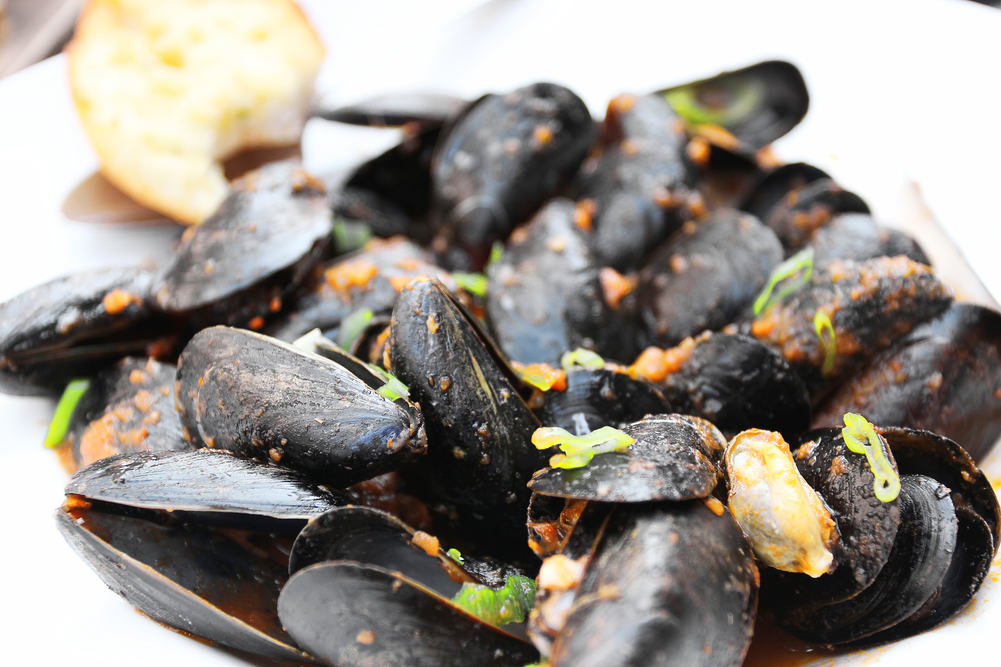 凉拌瓜子？这吃法绝了！🔥  抖音爆款，口感爆炸，夏日必备！