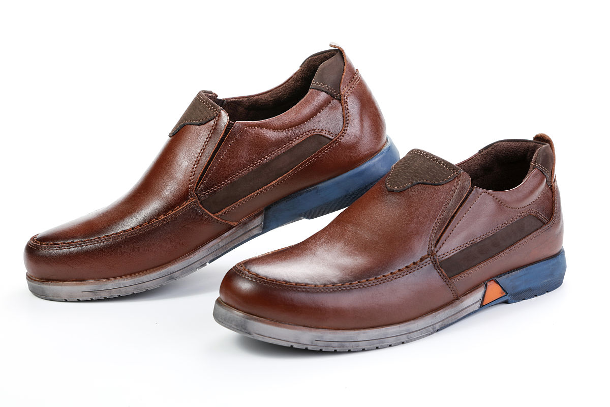 佐丹奴皮鞋属于什么档次与介绍下这个品牌