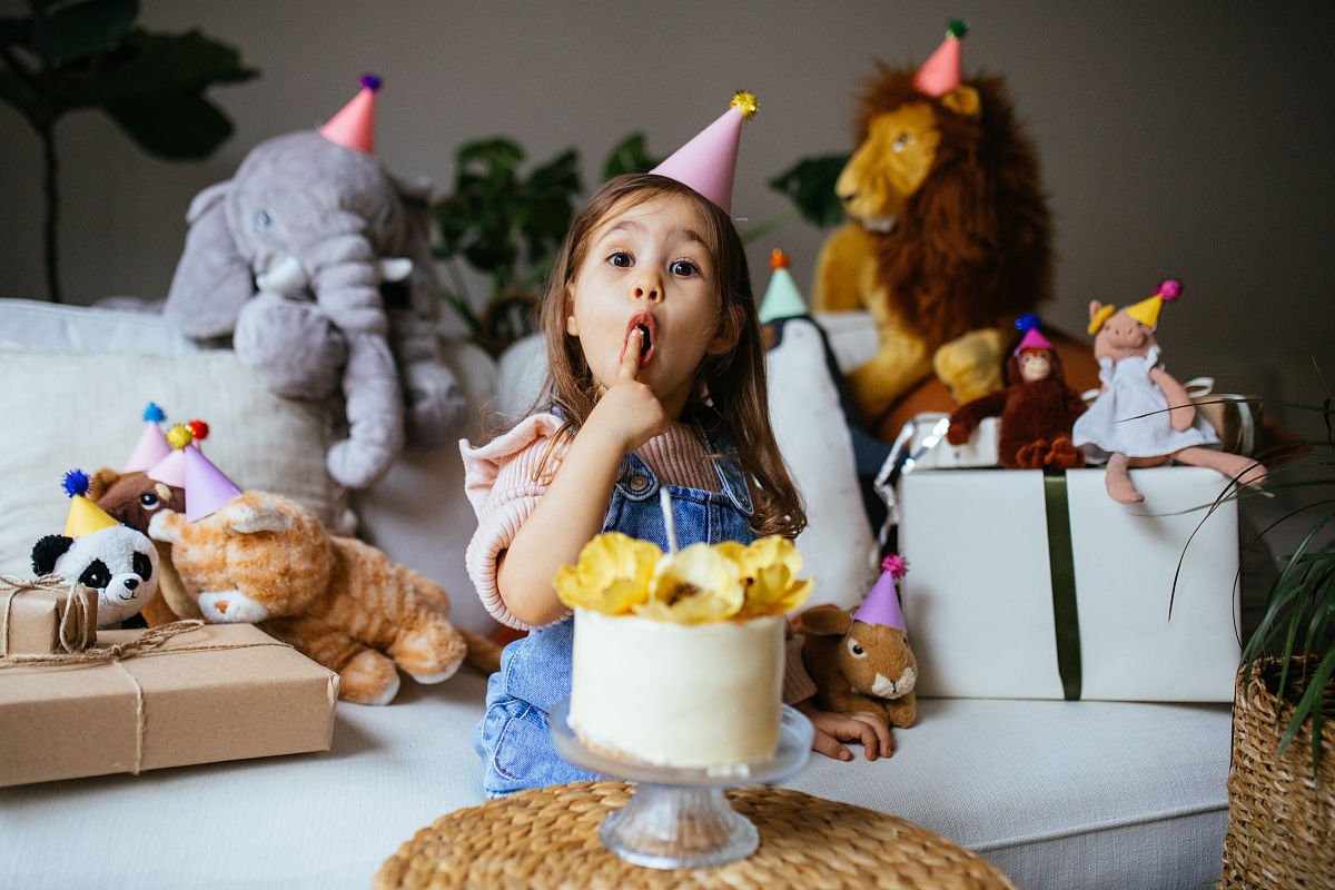 10岁生日派对创意：从宝藏猎奇到科学实验