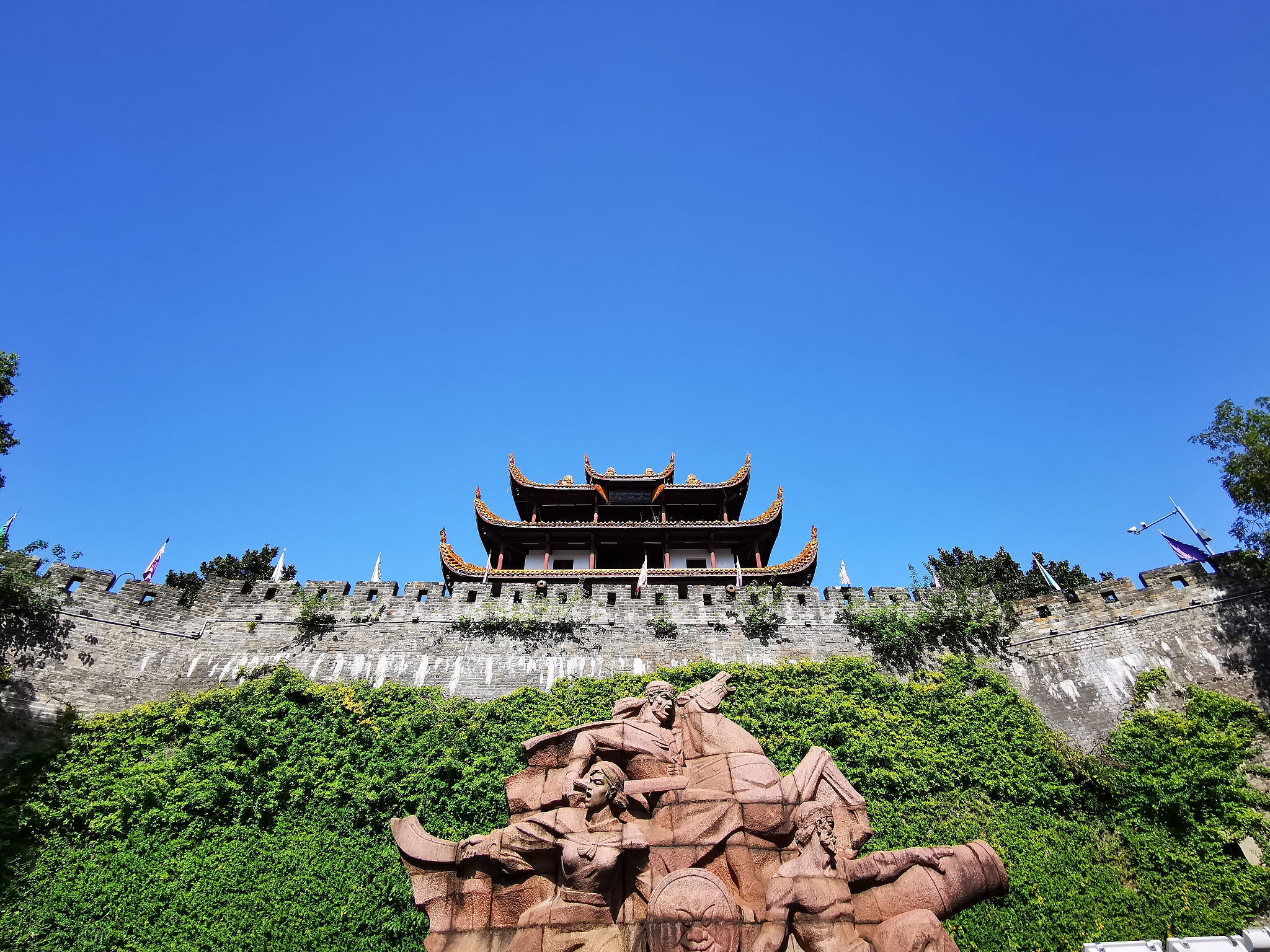 临海旅游攻略：必玩景点推荐，体验海滨城市魅力