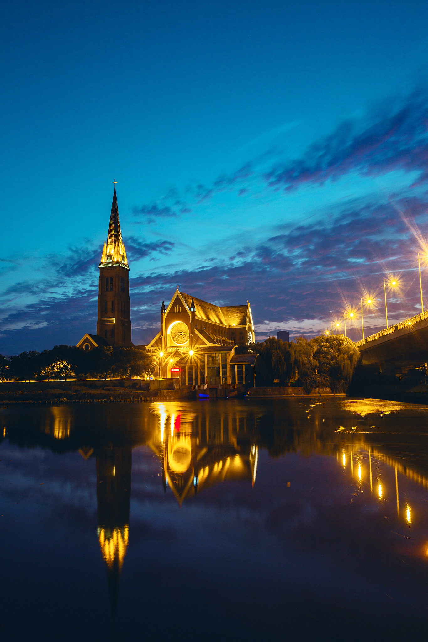 江苏江阴中等专业学校2023年招生联系方式-怎么样