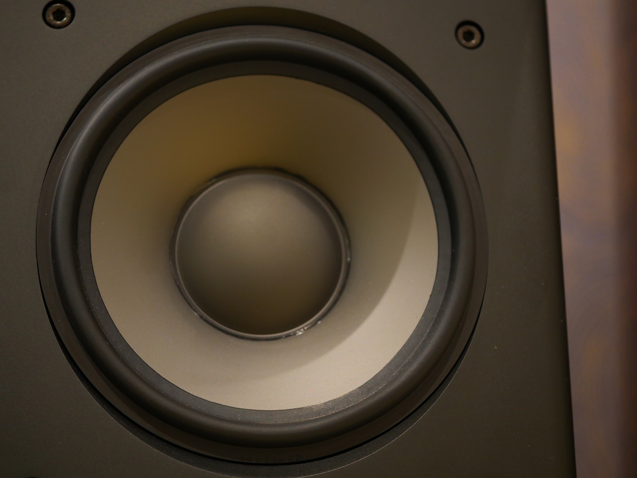 哈曼卡顿喇叭朝下 回答加拓展