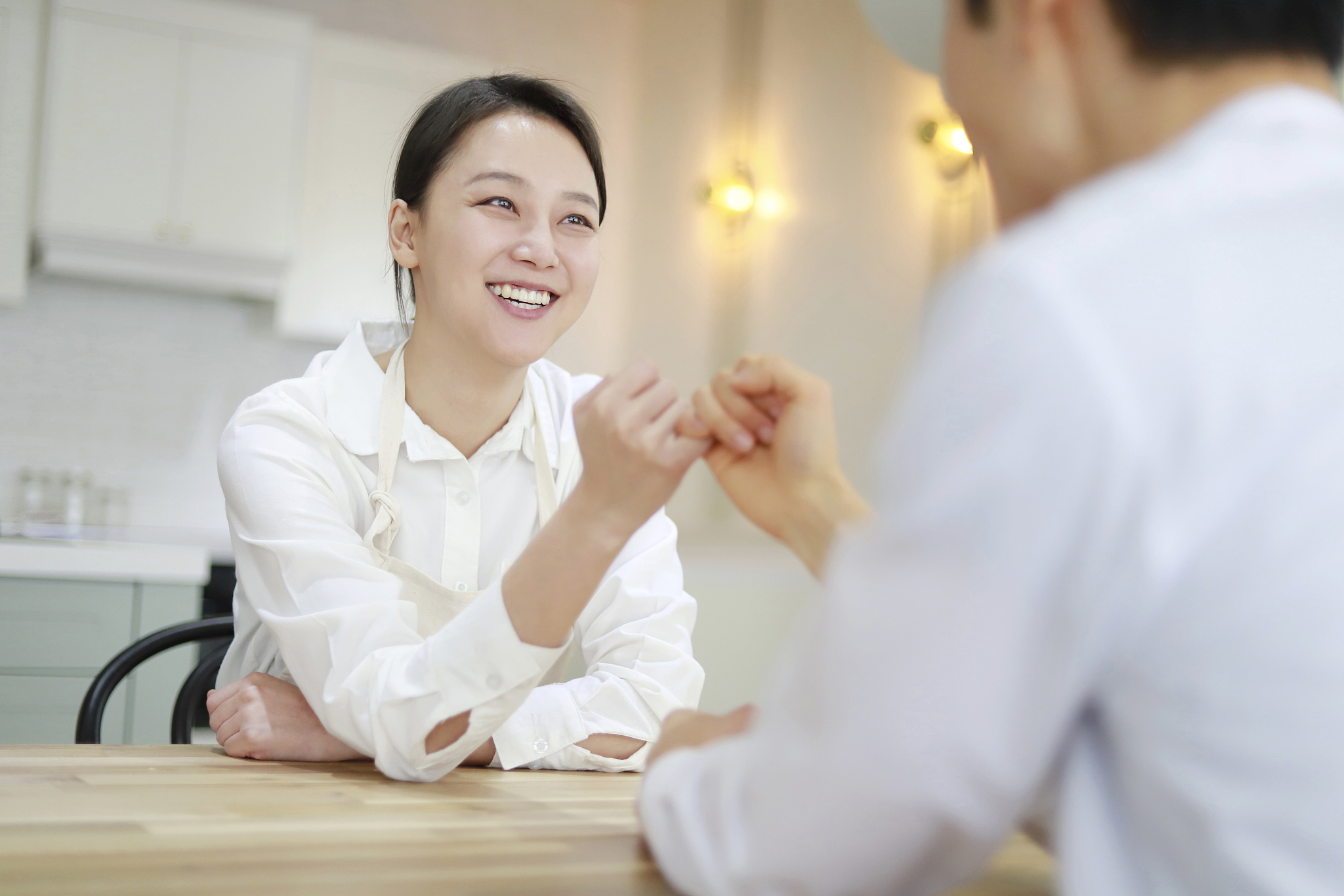 帮忙写一篇名叫我的夫人的作文不少于800字