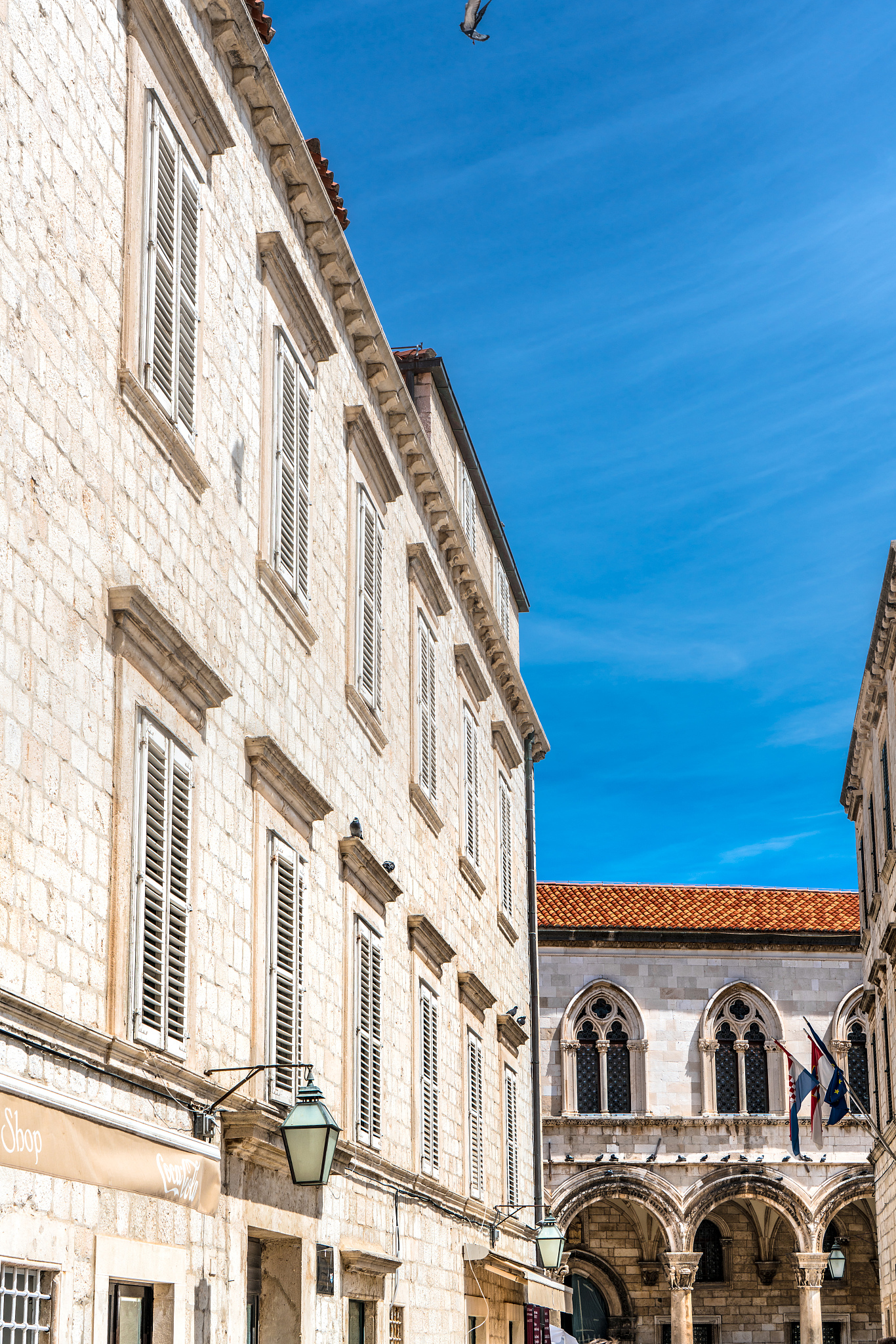 details of dubrovnik's buildings