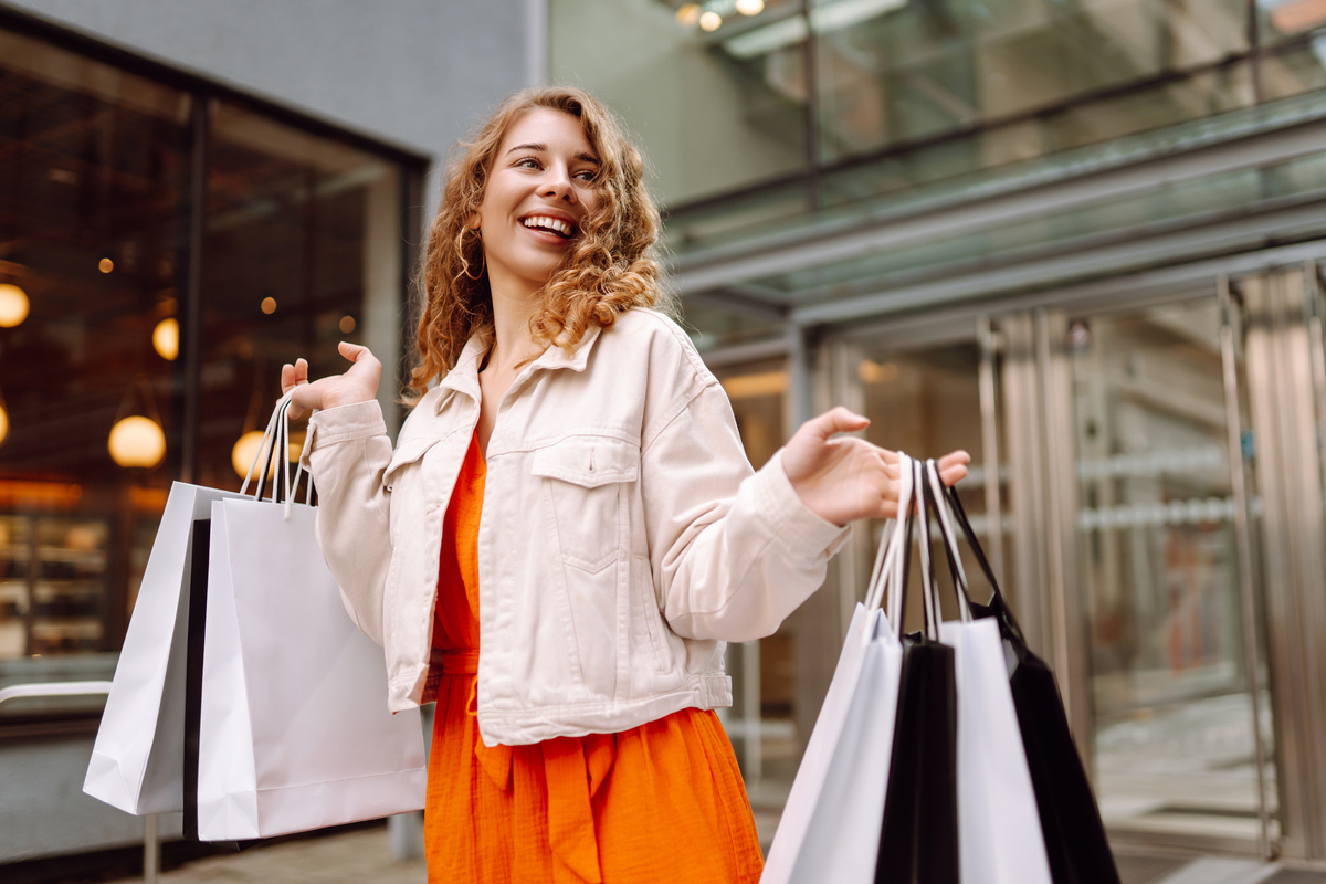 中老年妇女购物偏好：服饰、护肤、家居等热门品类