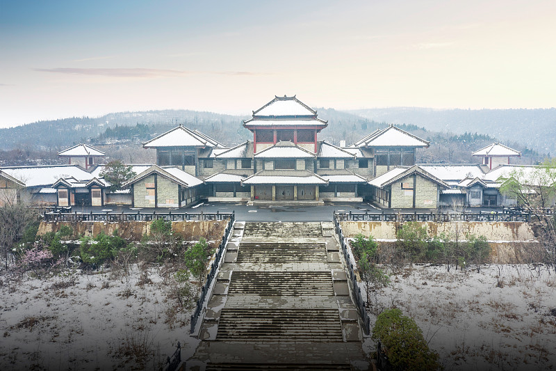 河南中专美术设计与制作专业就业方向：影视特效、游戏开发、动画制作