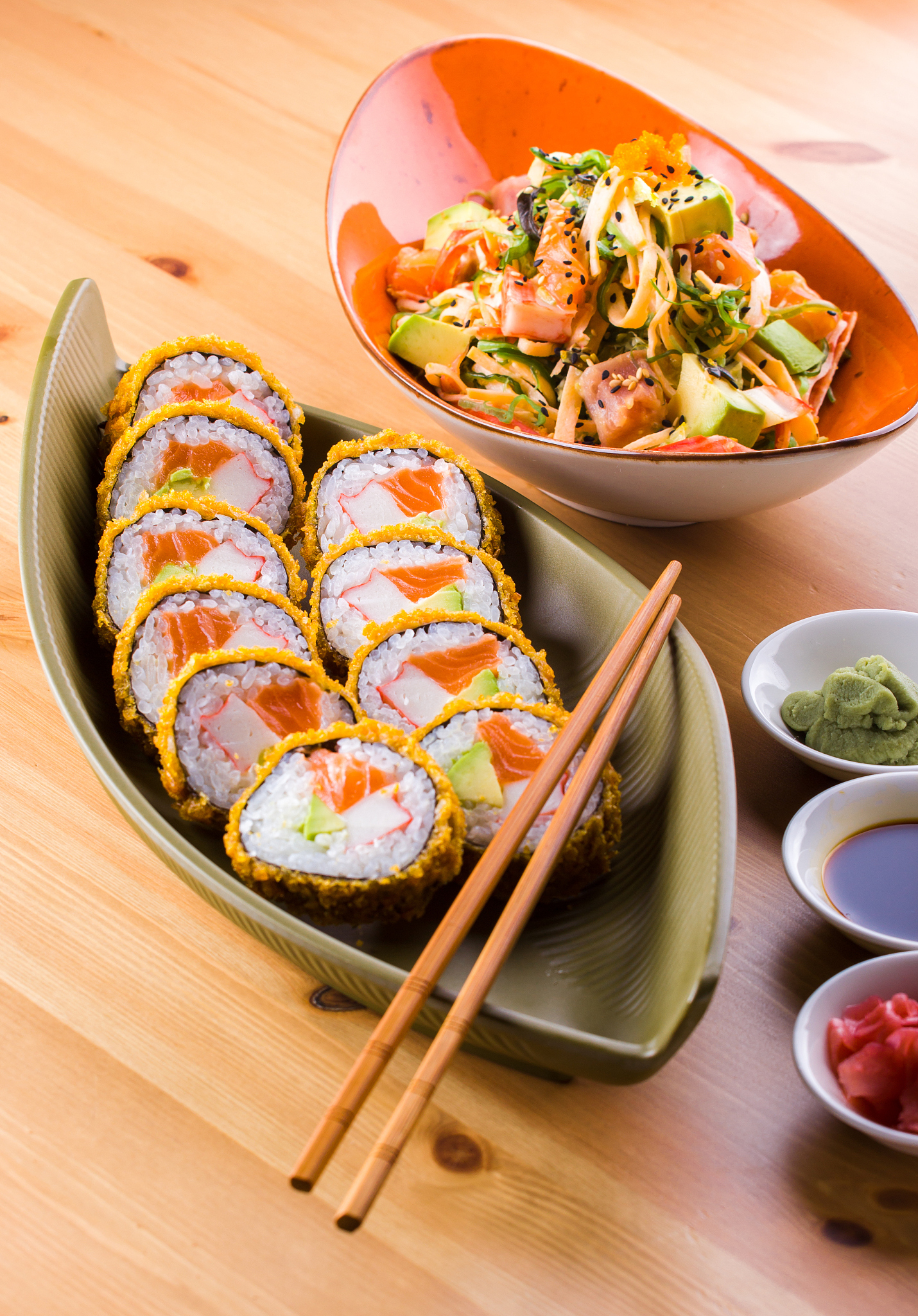 japanese food, tempura roll