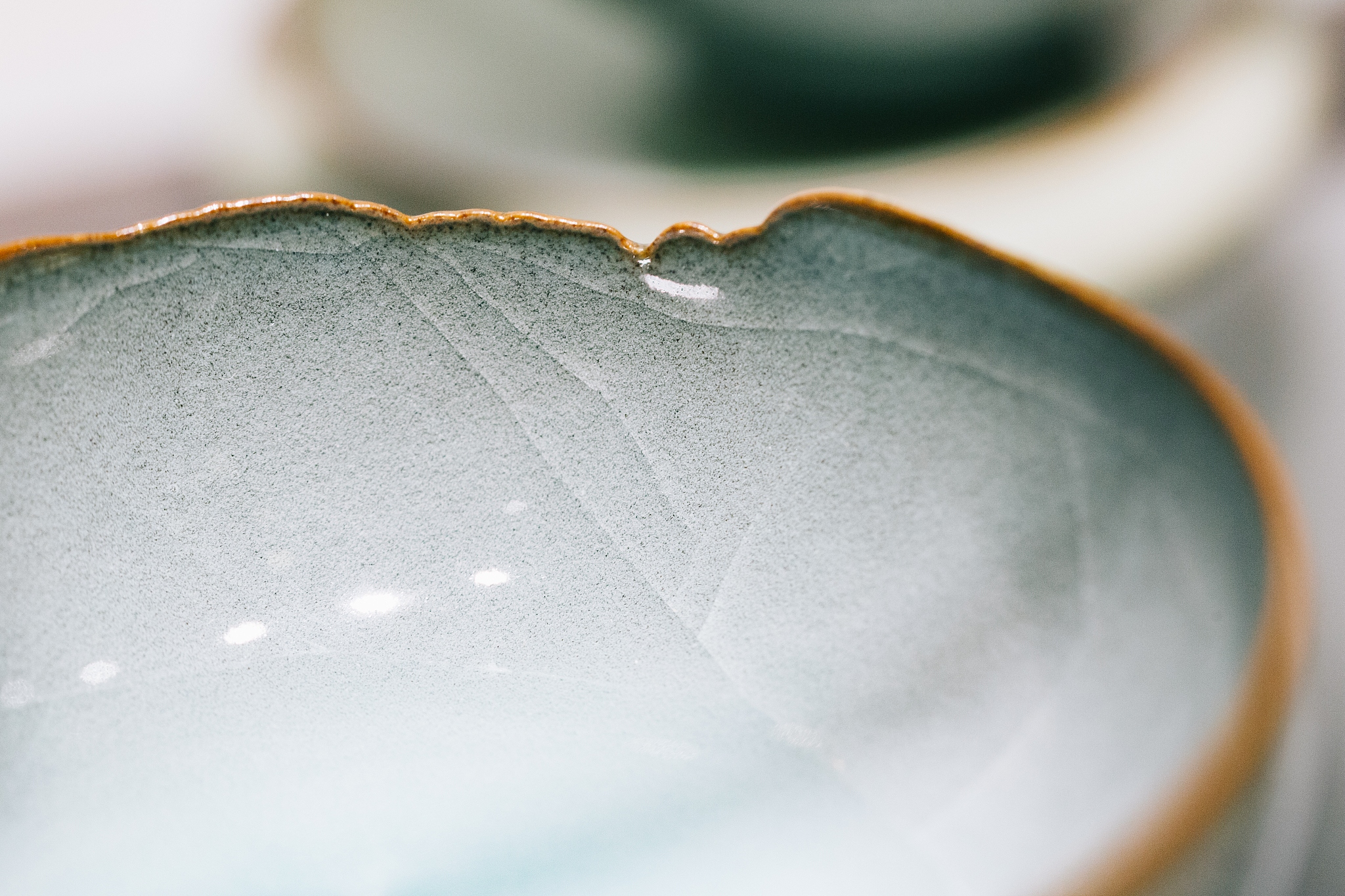 龙泉青瓷宝剑技师学院2023年招生电话-好不好