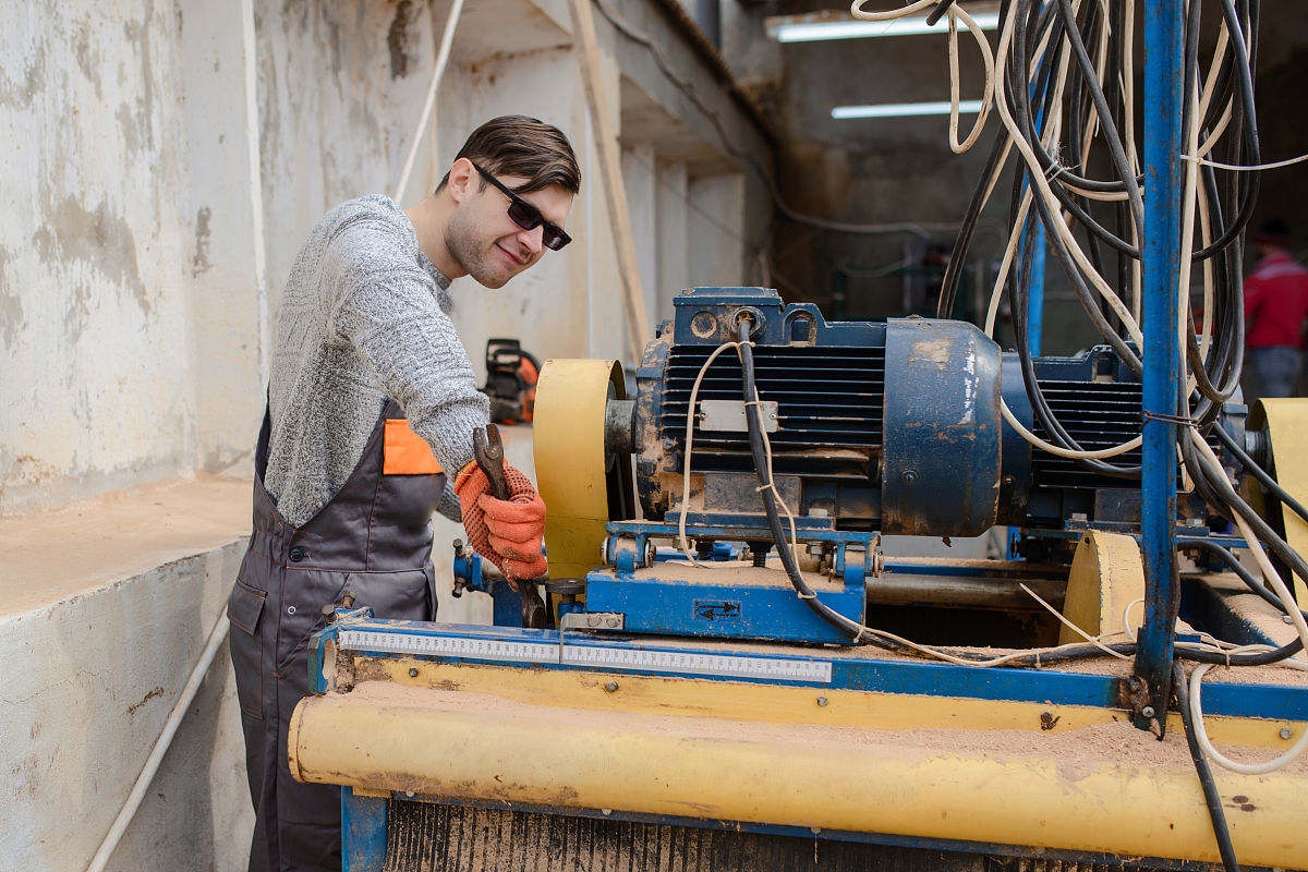 电机维修实习：5个实用的电机设备保养技巧