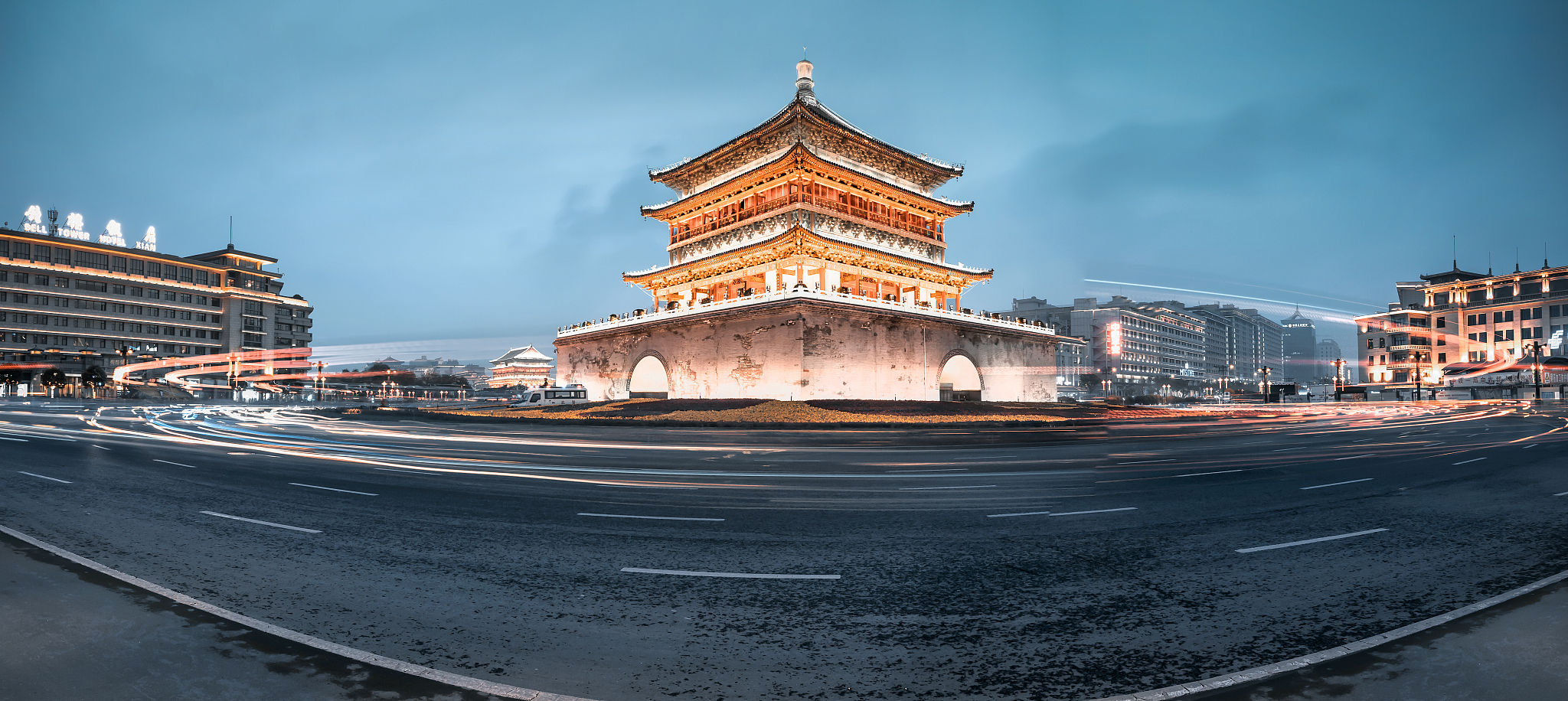西安钟楼全景