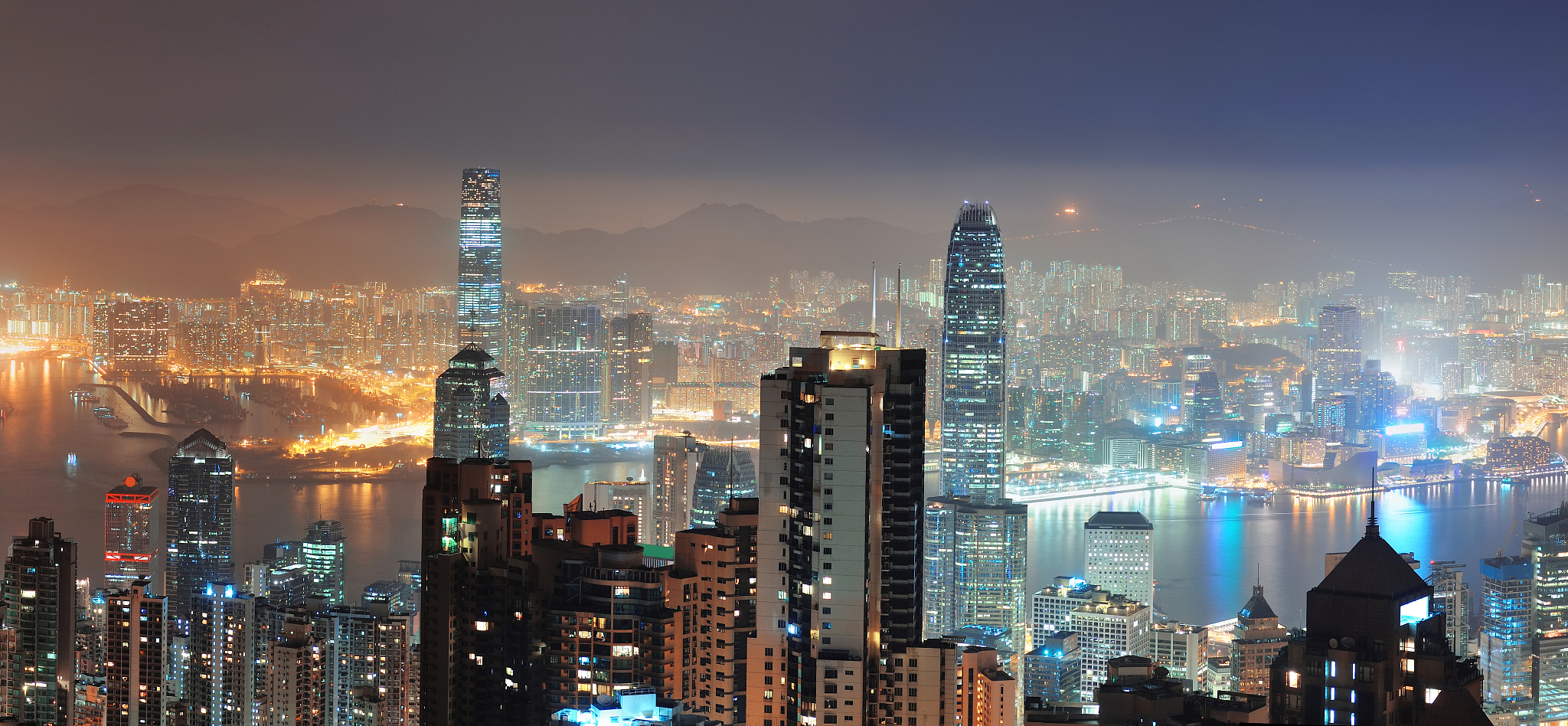 hong kong at night