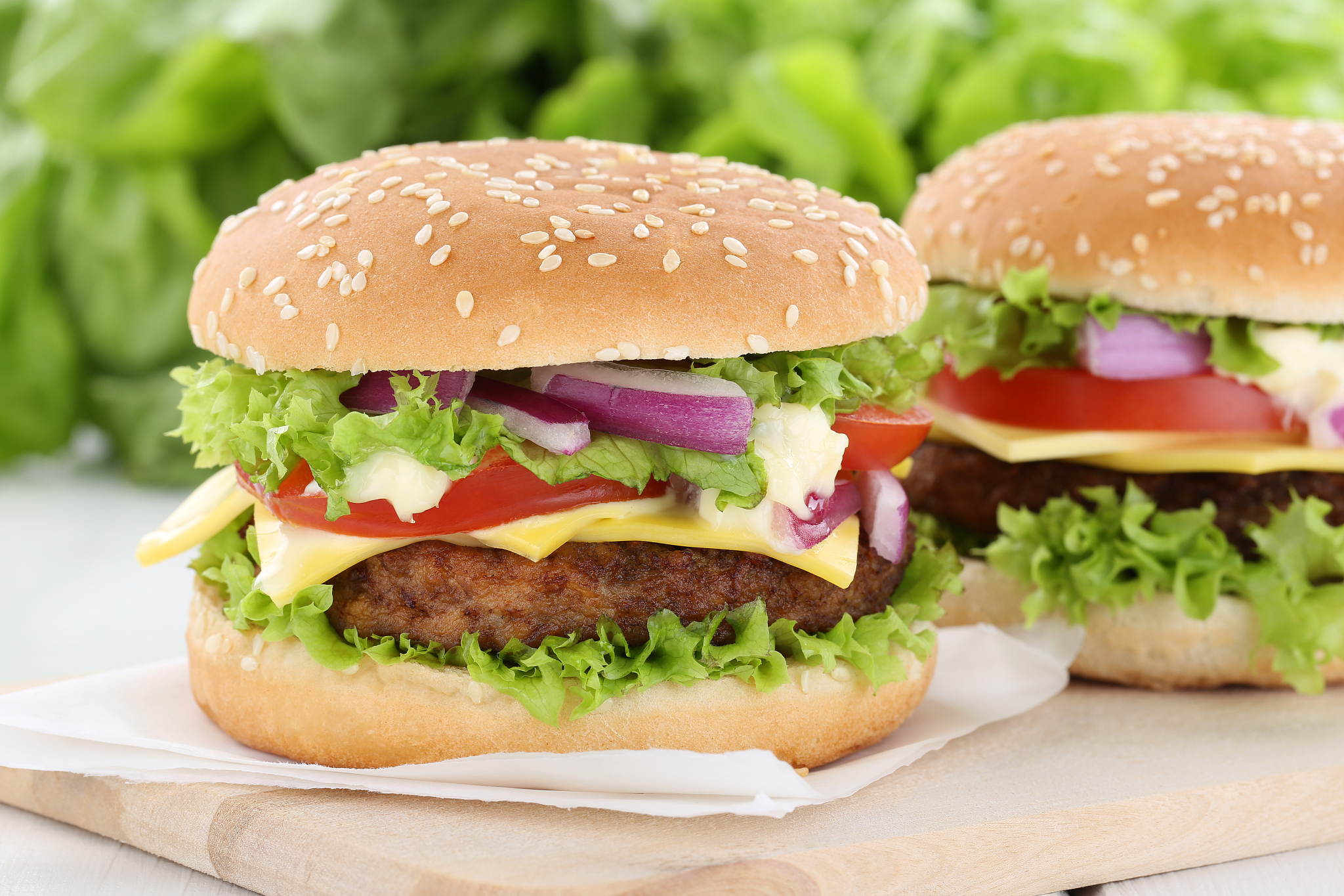 cheeseburger hamburger burger tomatoes cheese