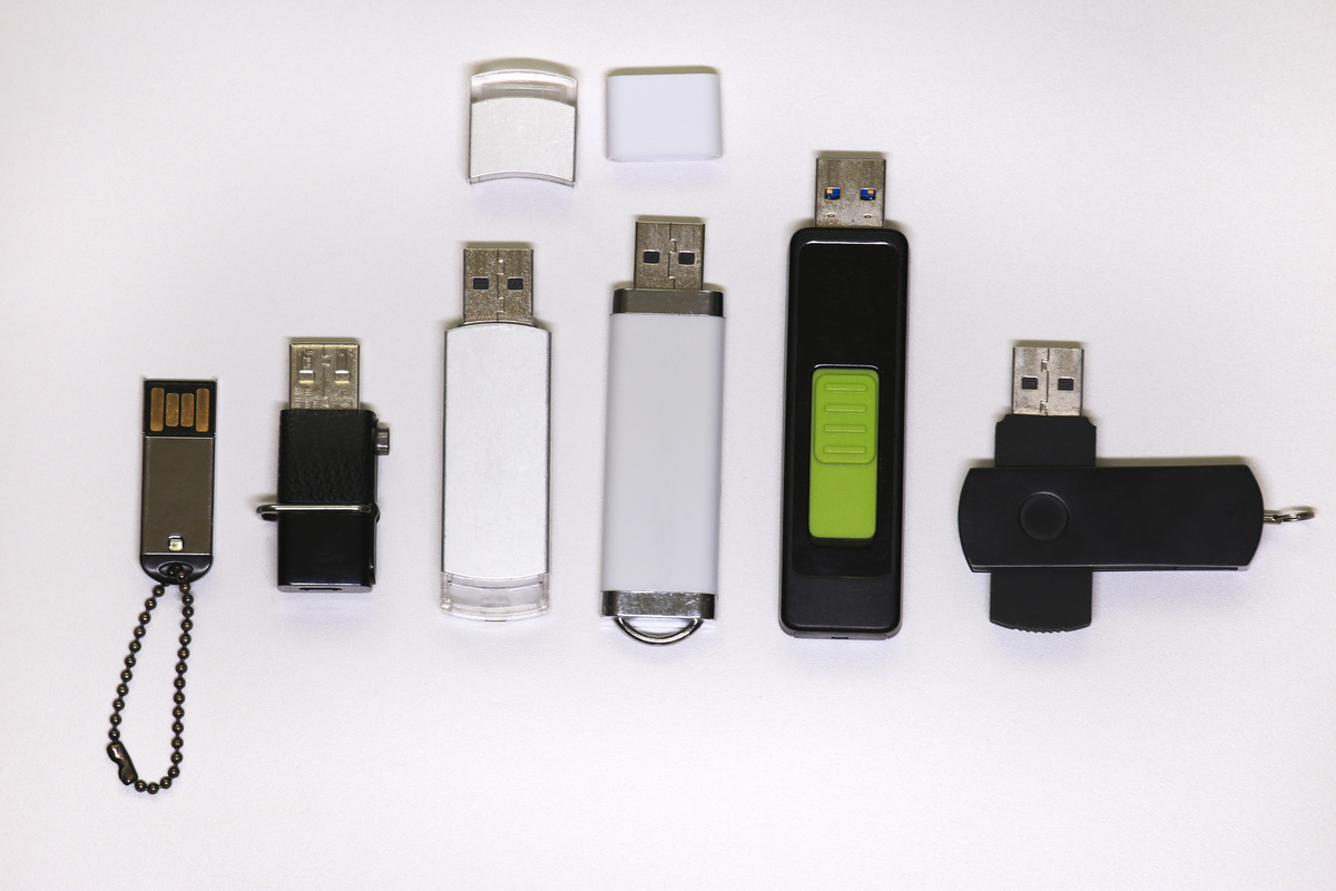 U盘是什么？U盘/USB闪存驱动器/USB存储设备介绍