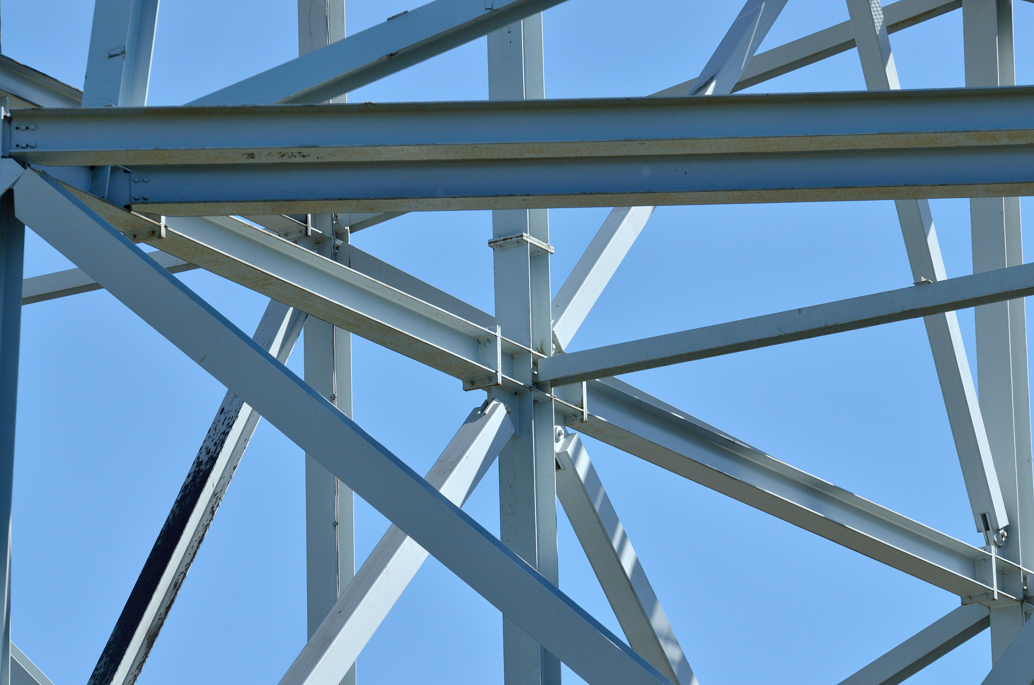 钢结构稳定性：细节设计要点