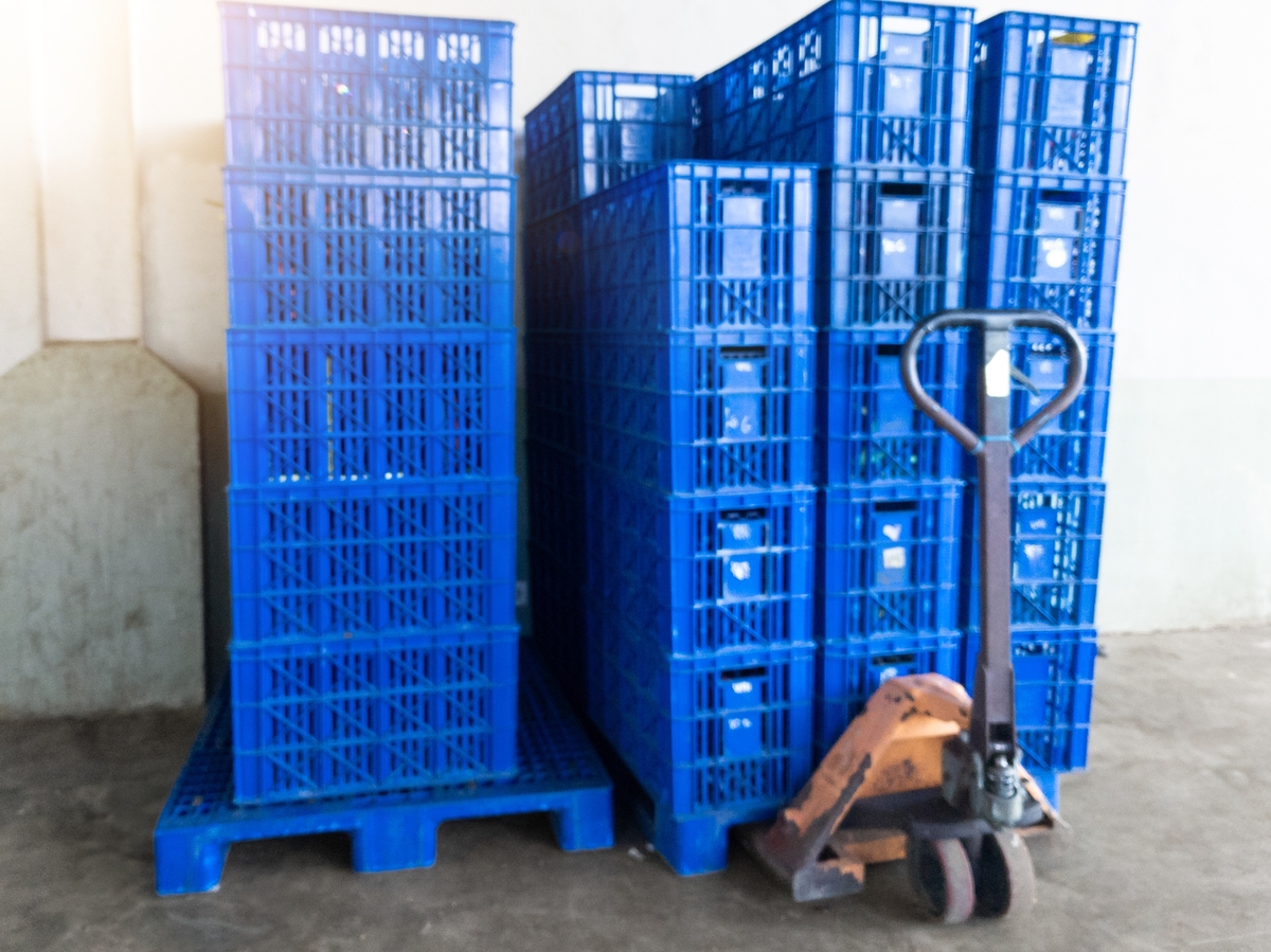 电动堆高车：节能环保的物流设备选择