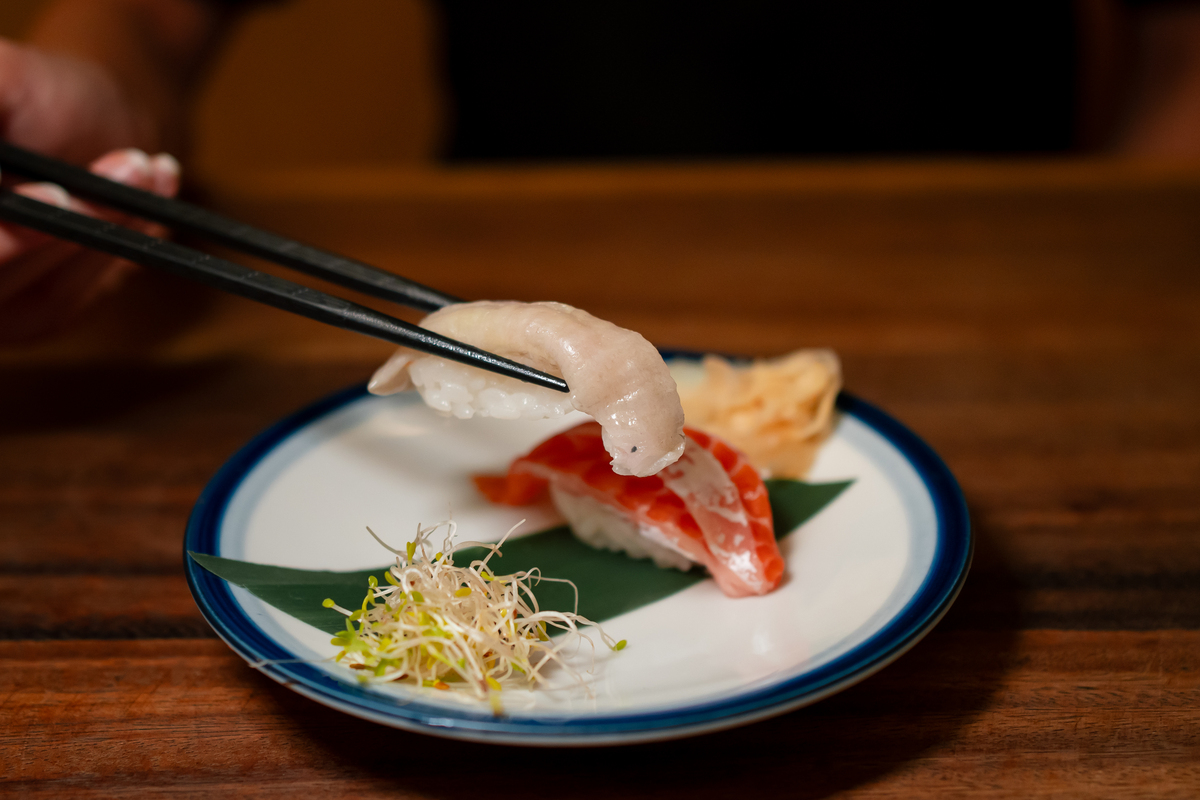 中式烹饪的主要特点是什么，