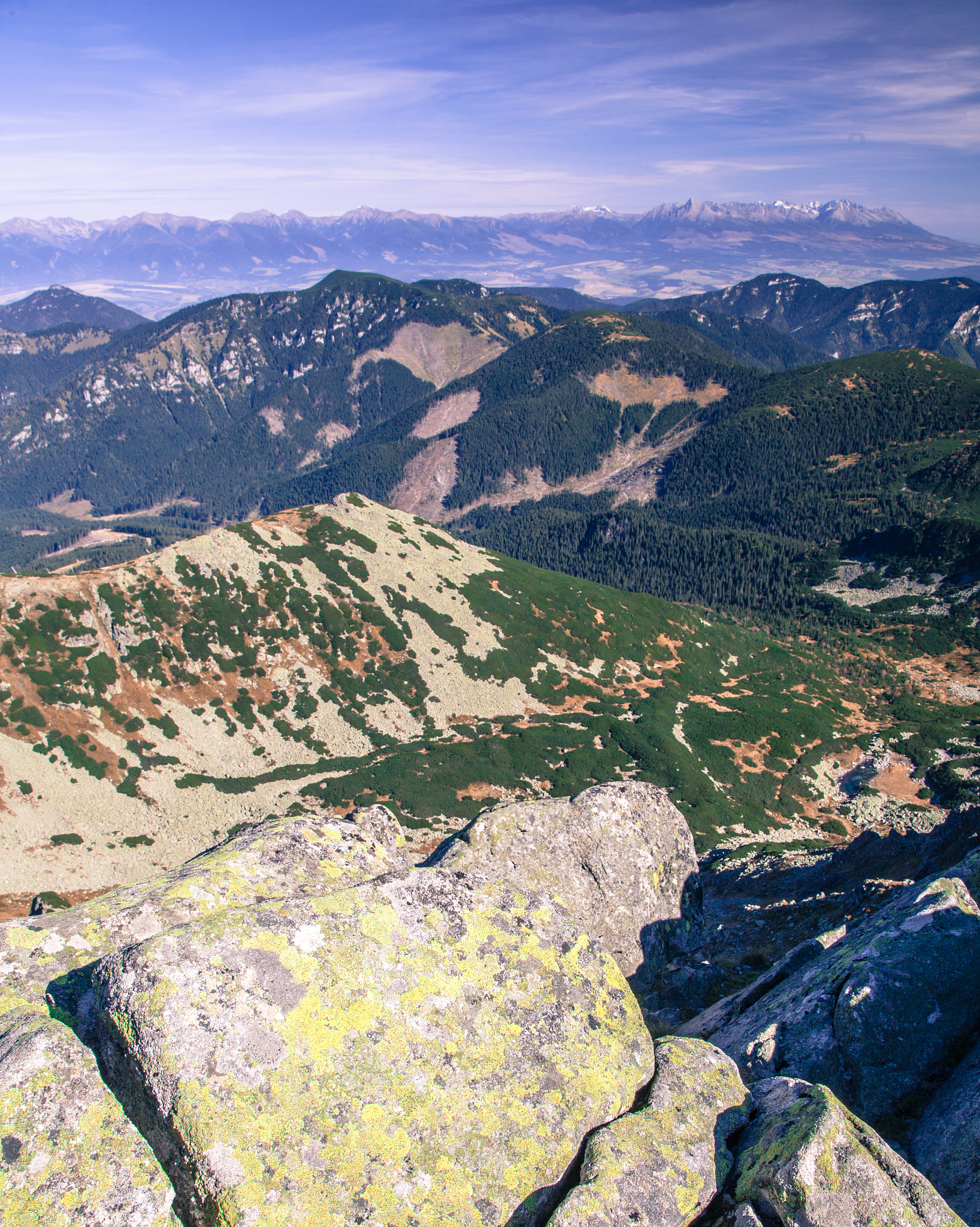 山的那一边：探索未知的景观与文化