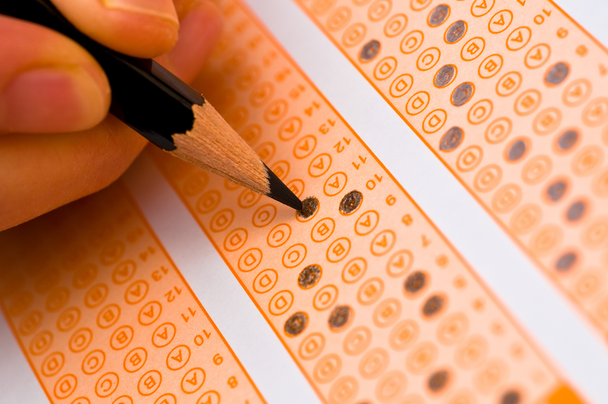 为了解小学生参与足球训练的特征请设置一篇完整的问卷内容