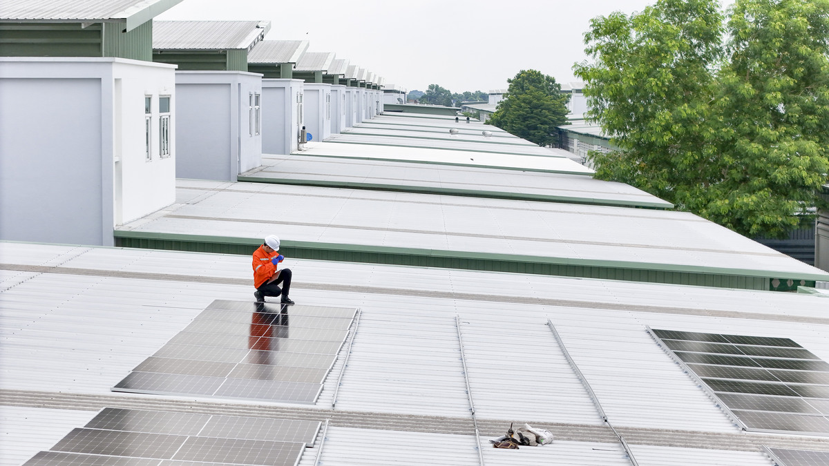 建筑屋面维护指南：延长寿命，安全使用