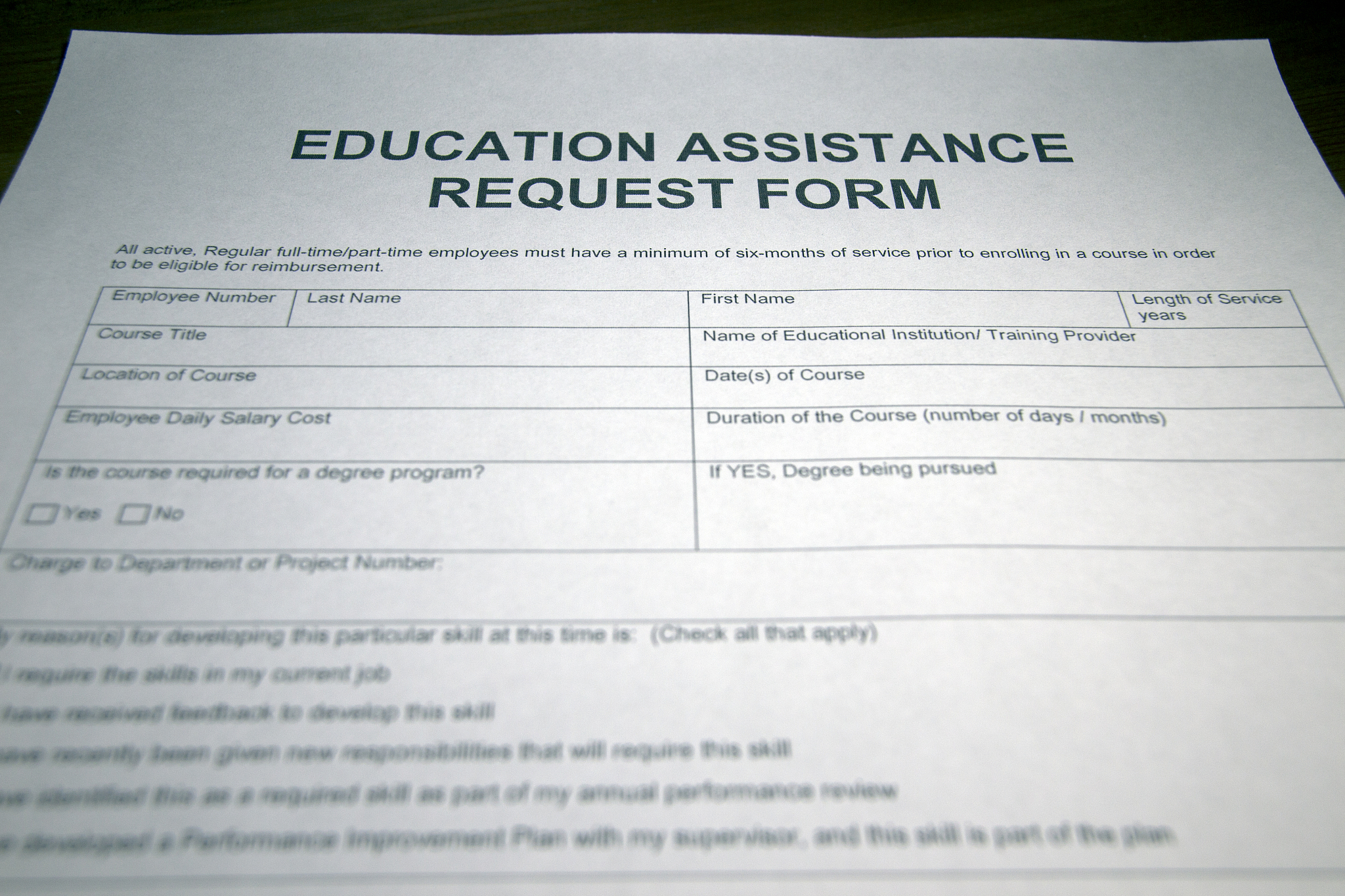 留滞审查是什么意思