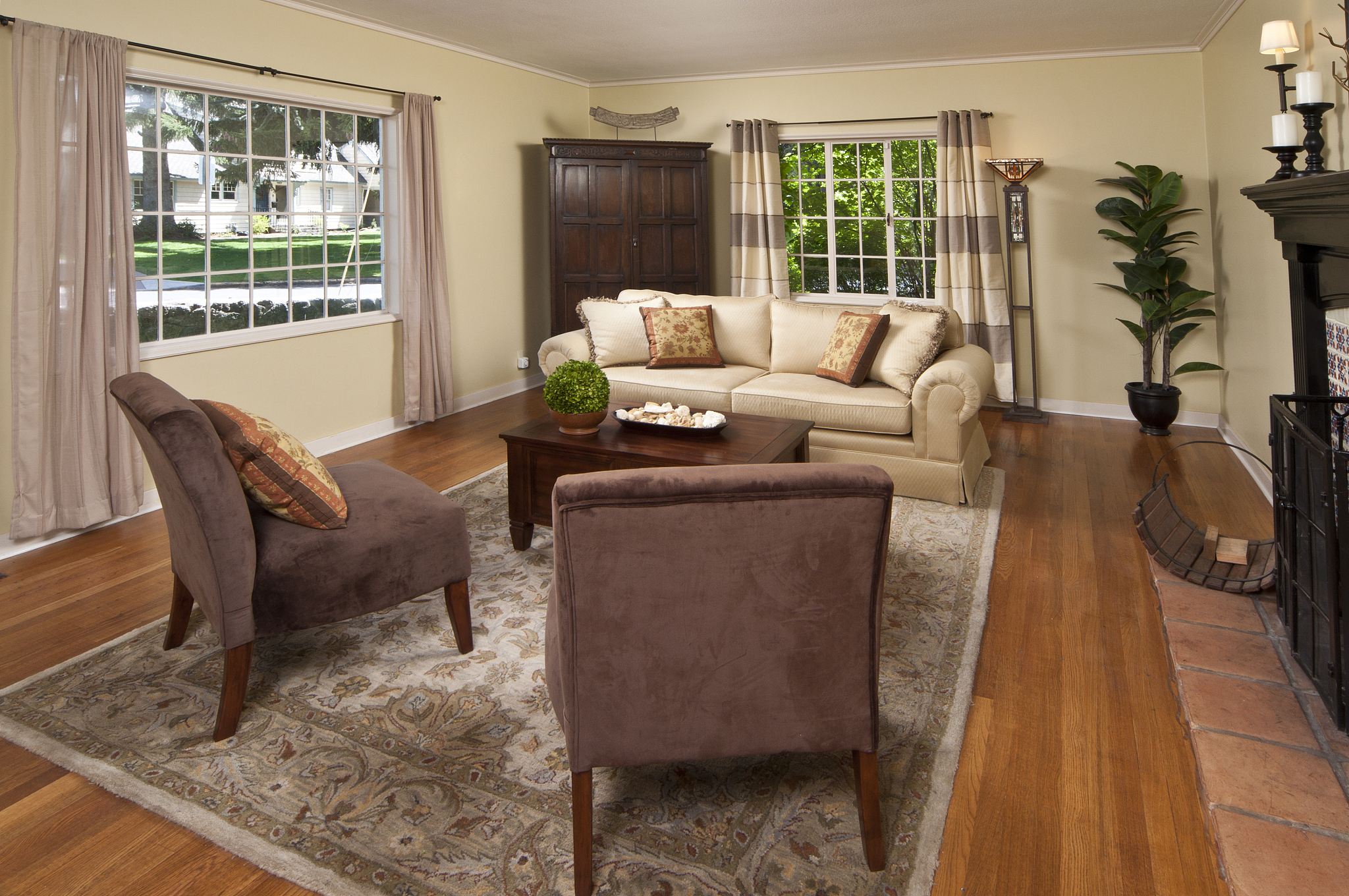 美式家居装修风格：简洁、舒适、自然1200字左右