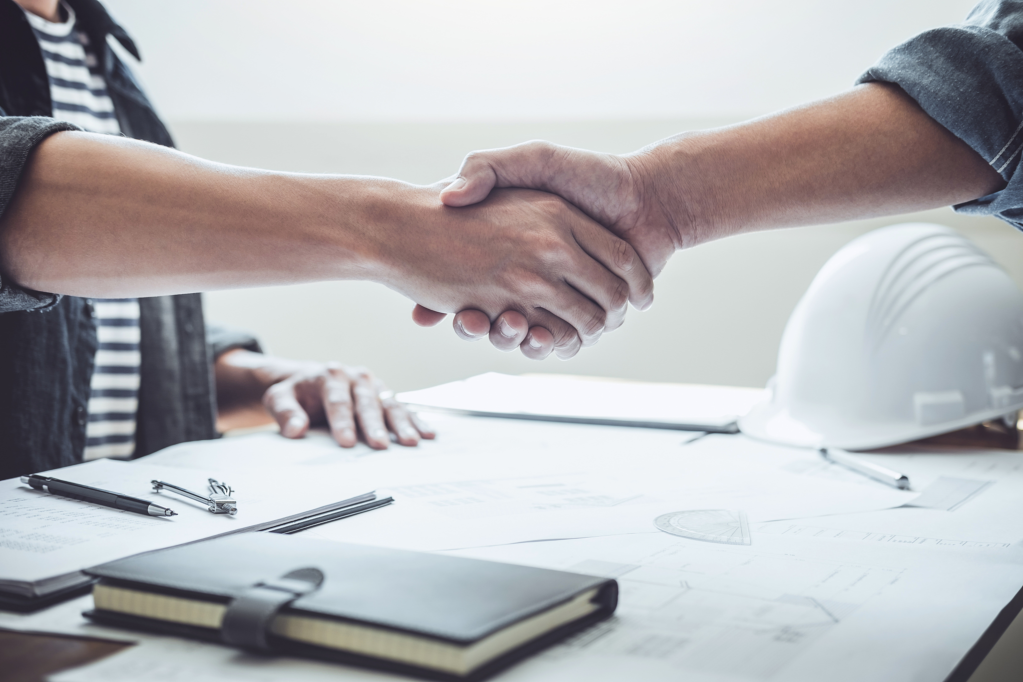 工程造价师：项目实施中的关键角色，助力成本控制、合同管理和风险防范