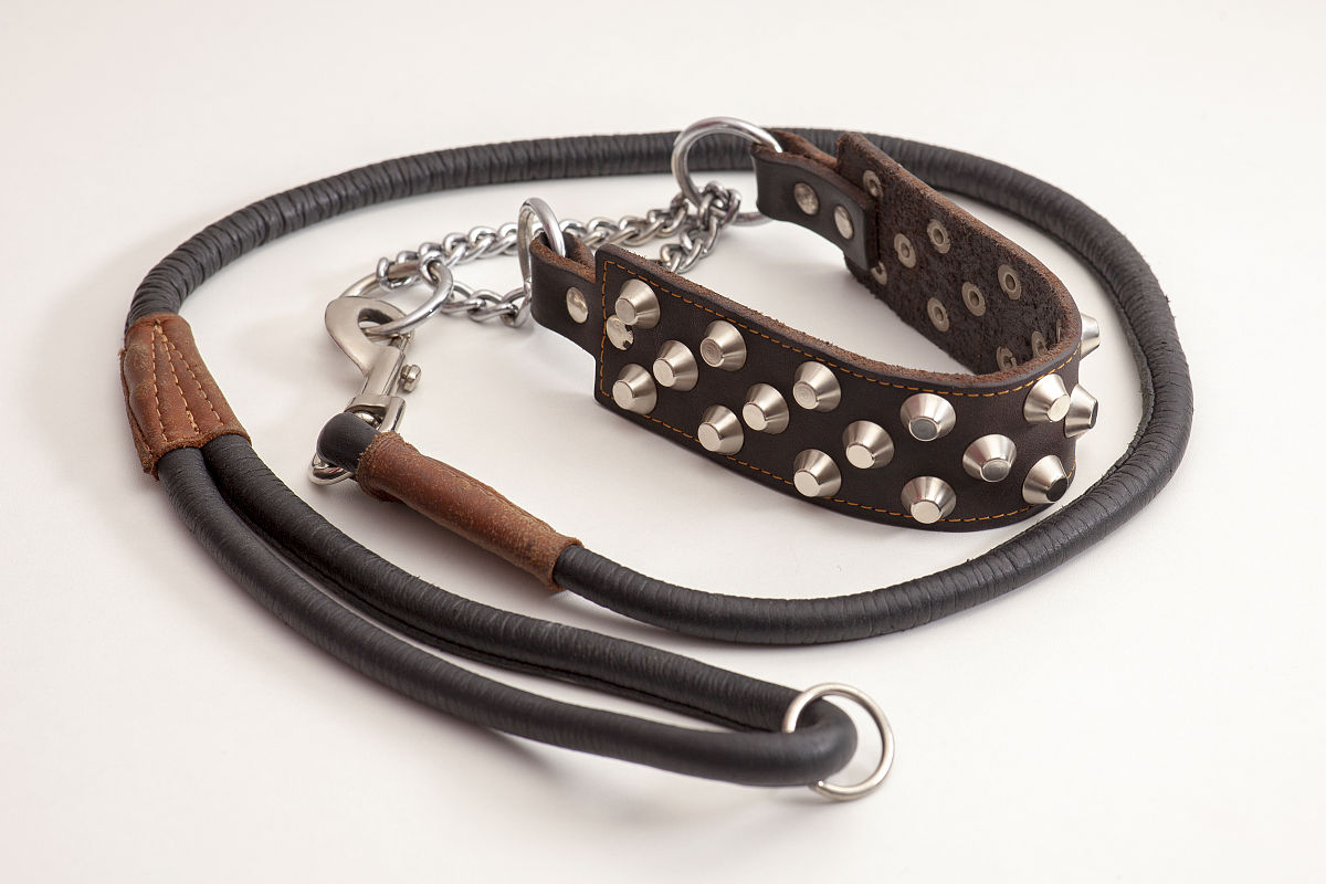 皮革项圈：打造个性时尚，彰显独特品味