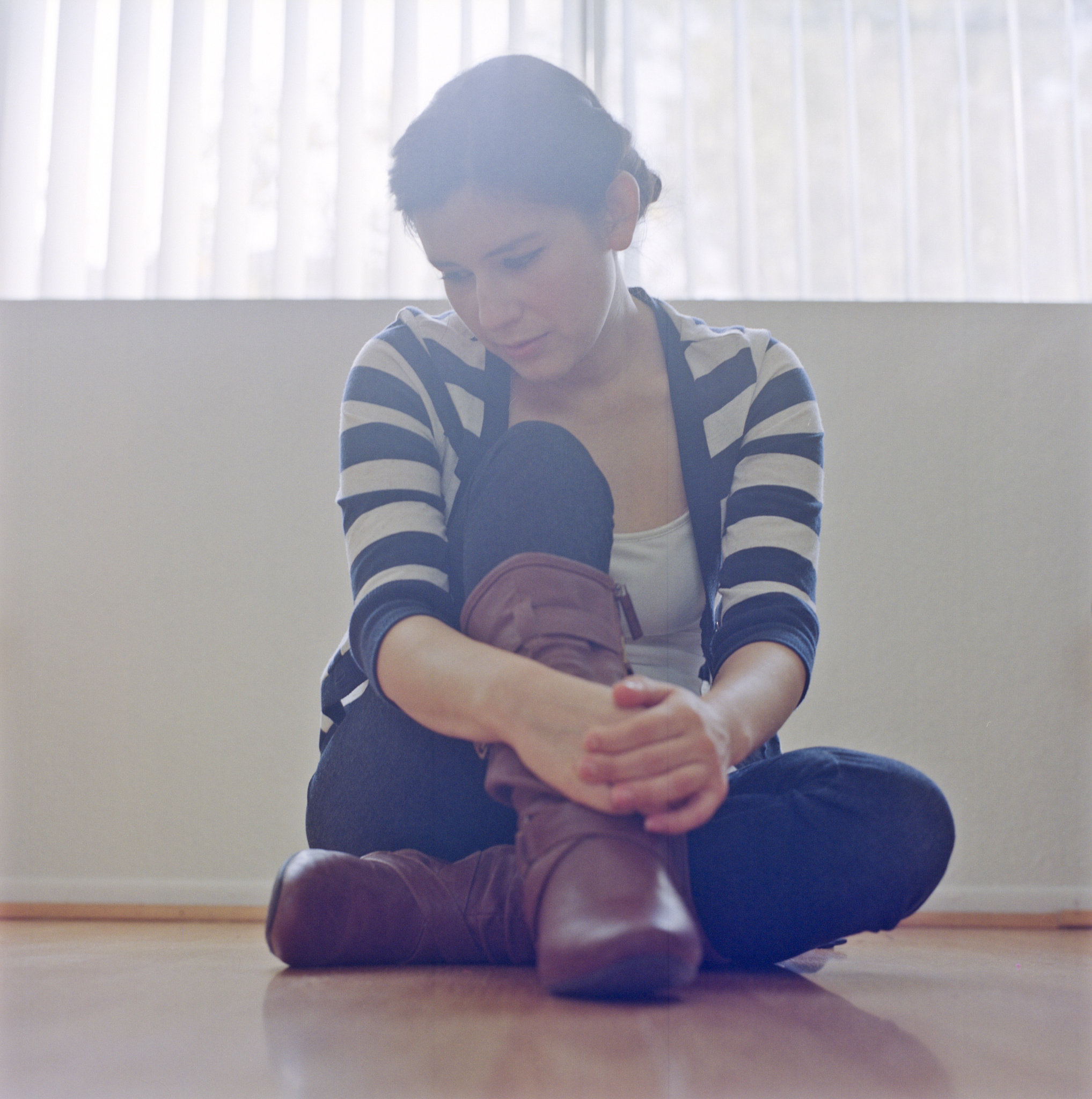 excel 实现下面命令的函数 先判断G2的数值 如果小于10直接输出0如果数值大于10小于20输出个位数。如果数值大于20小于50输出数值的三分之一。如果数值大于50输出数值的一半。最后输出的数值不四舍五入。输出整数。