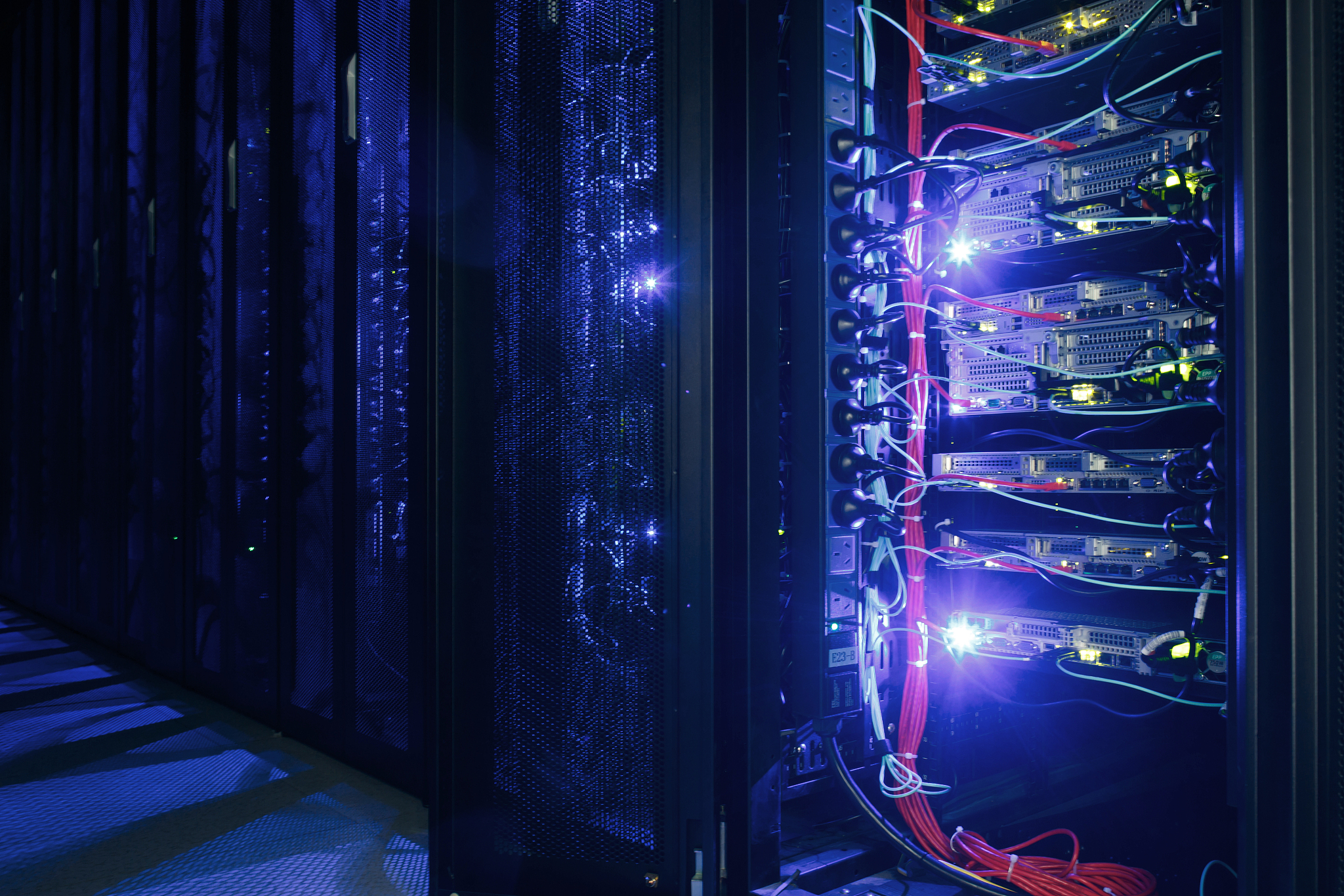 对静态路由实验写一个30字的实验结果及总结