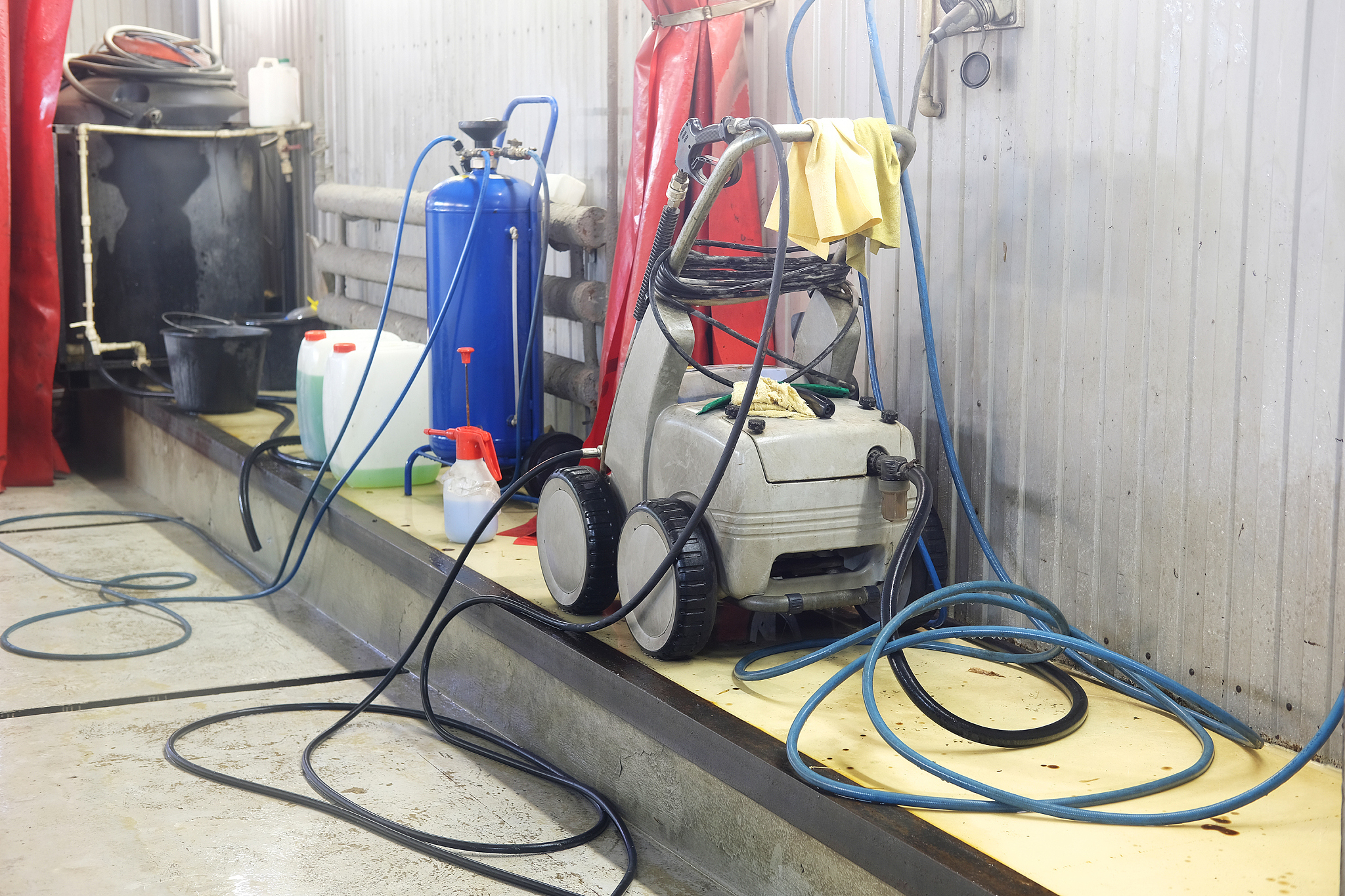 新型喷淋式洗车装置财务分析：投资回收期、净现值、IRR及现金流量