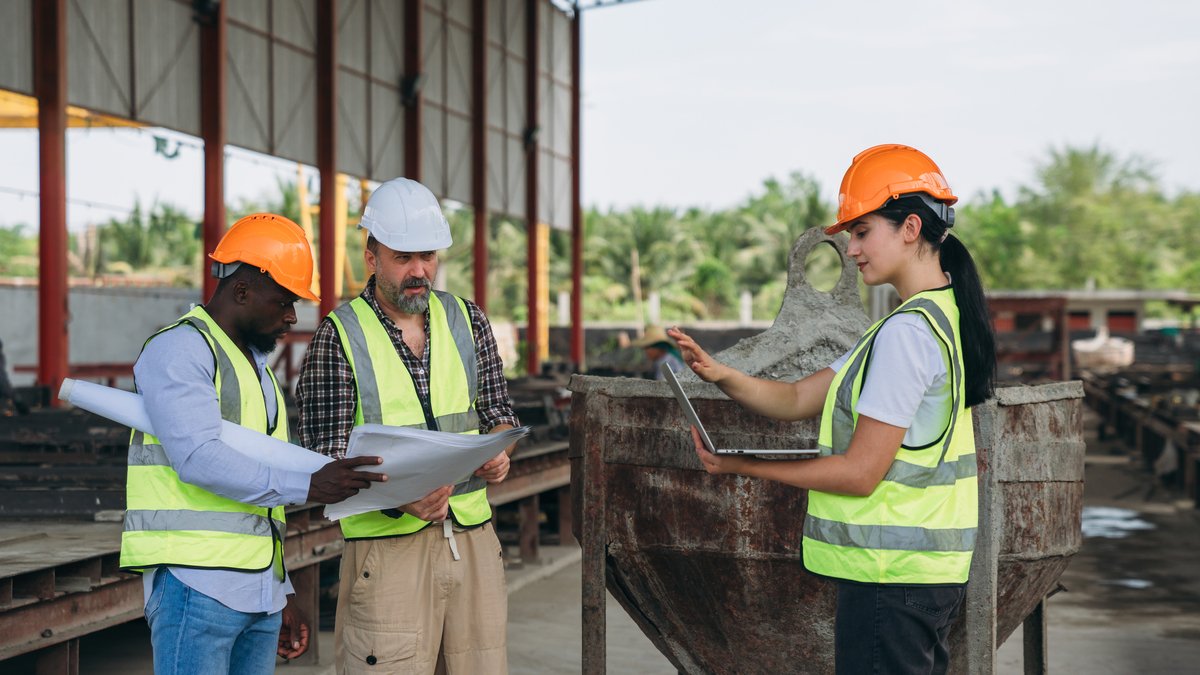 建筑工地质检员现场查验问题