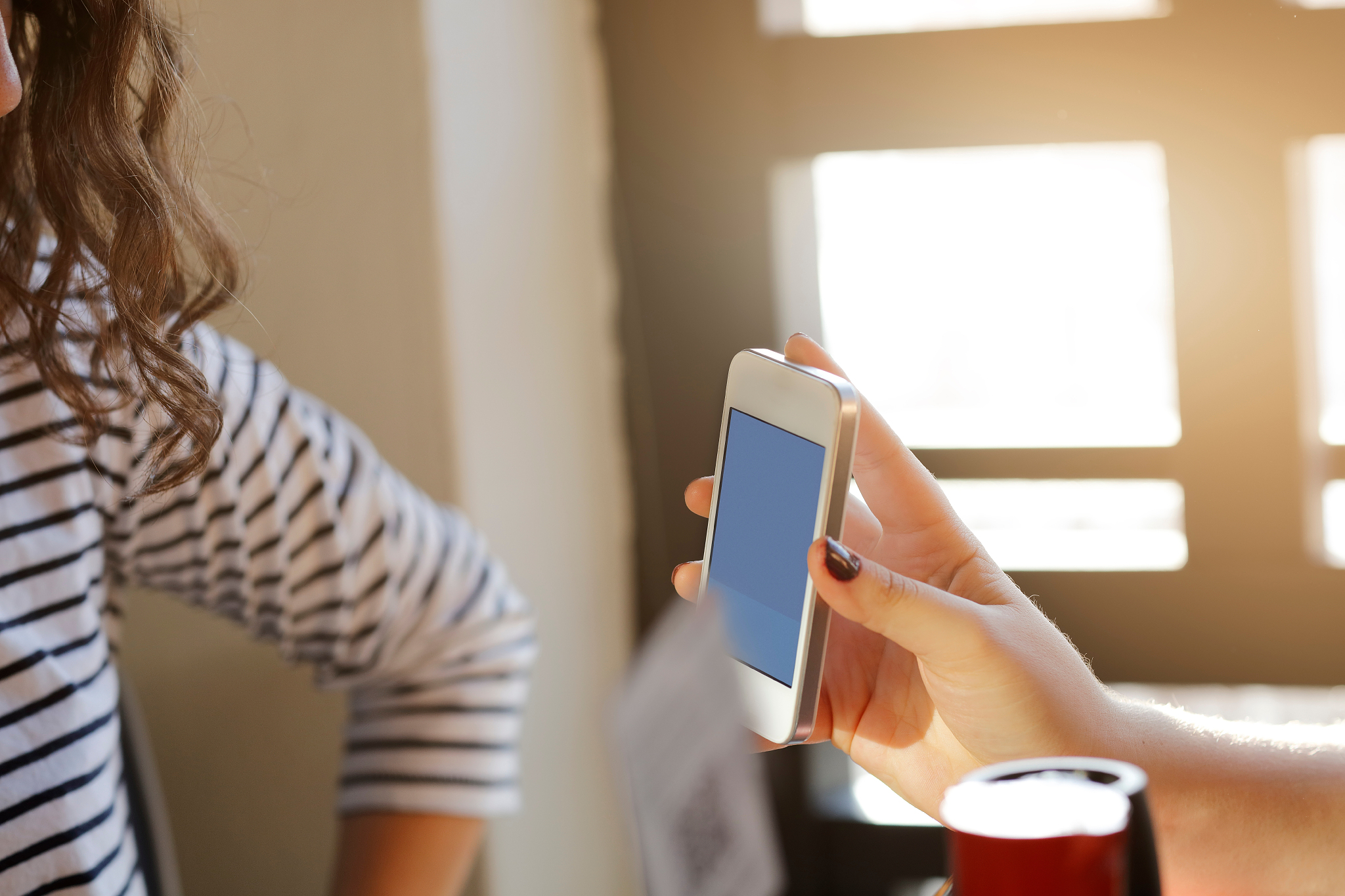 高中三角恋：友谊与爱情的抉择