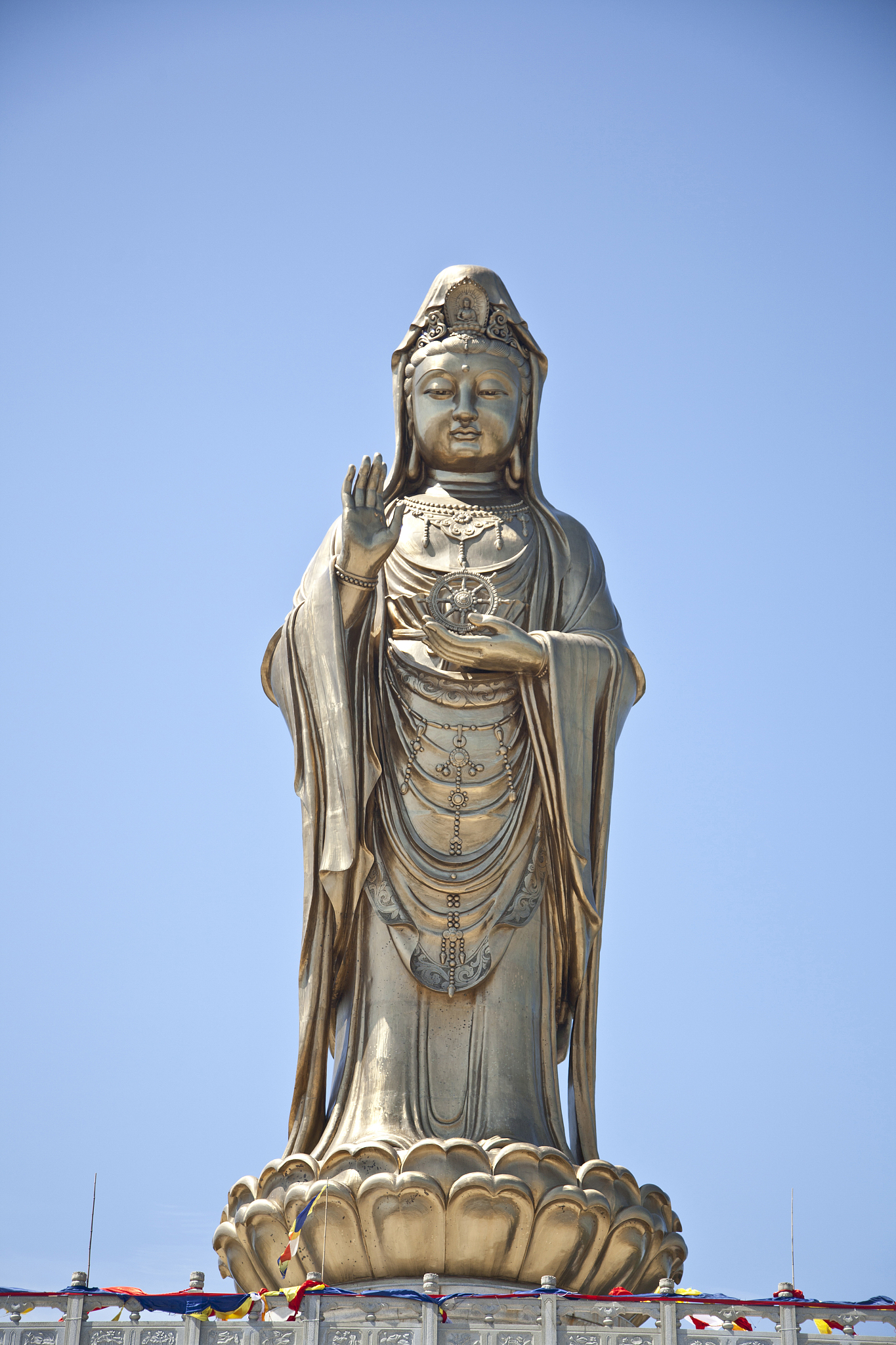 写一篇以普陀山为主题的散文诗