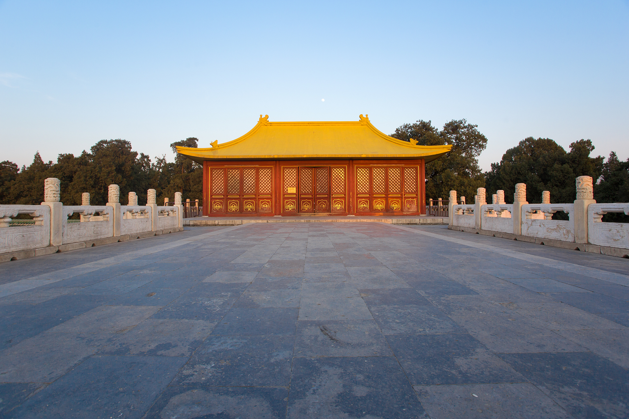 重庆旅游职业学院是公办学校吗？办学性质及优势介绍