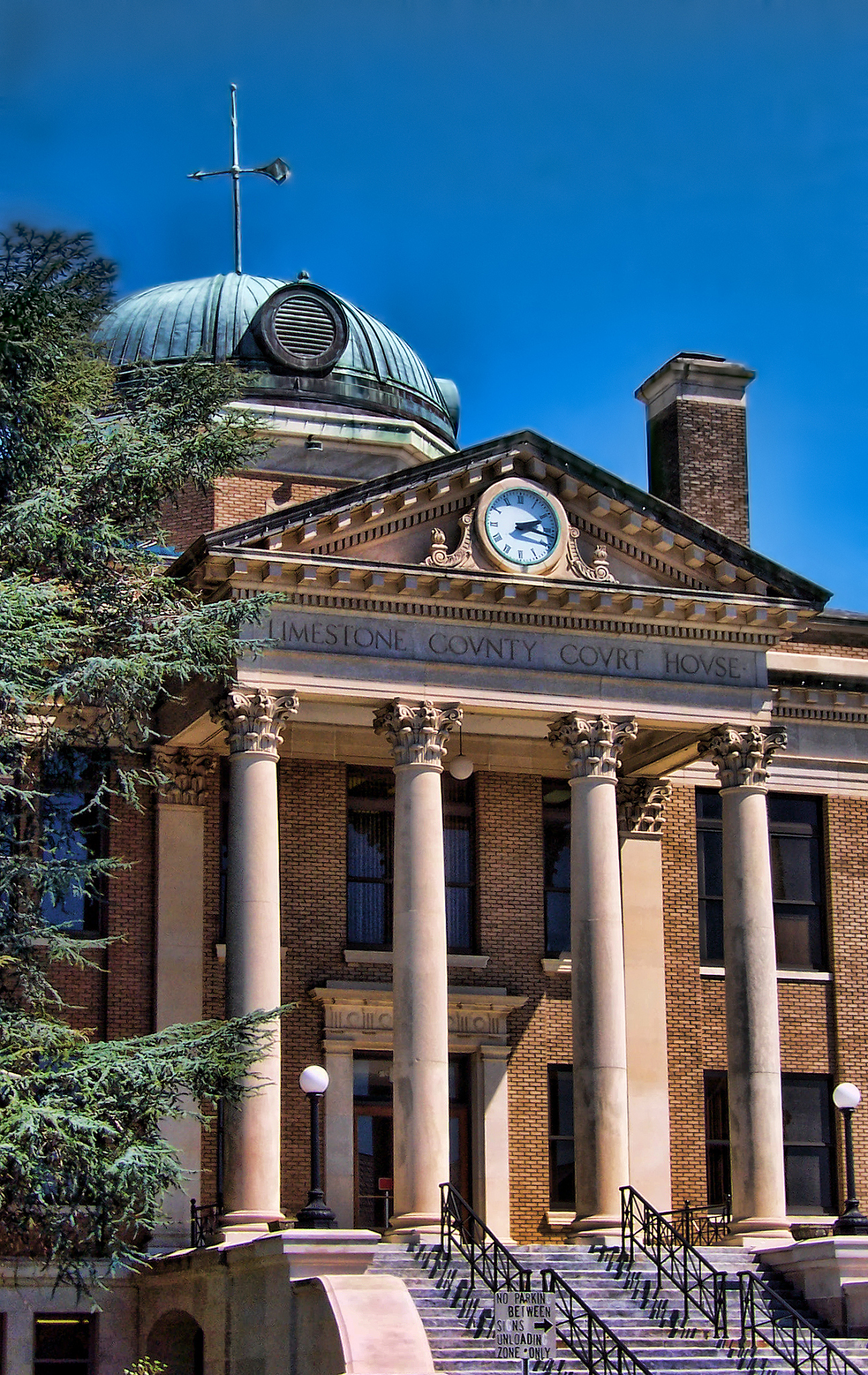 historical limestone county courthouse