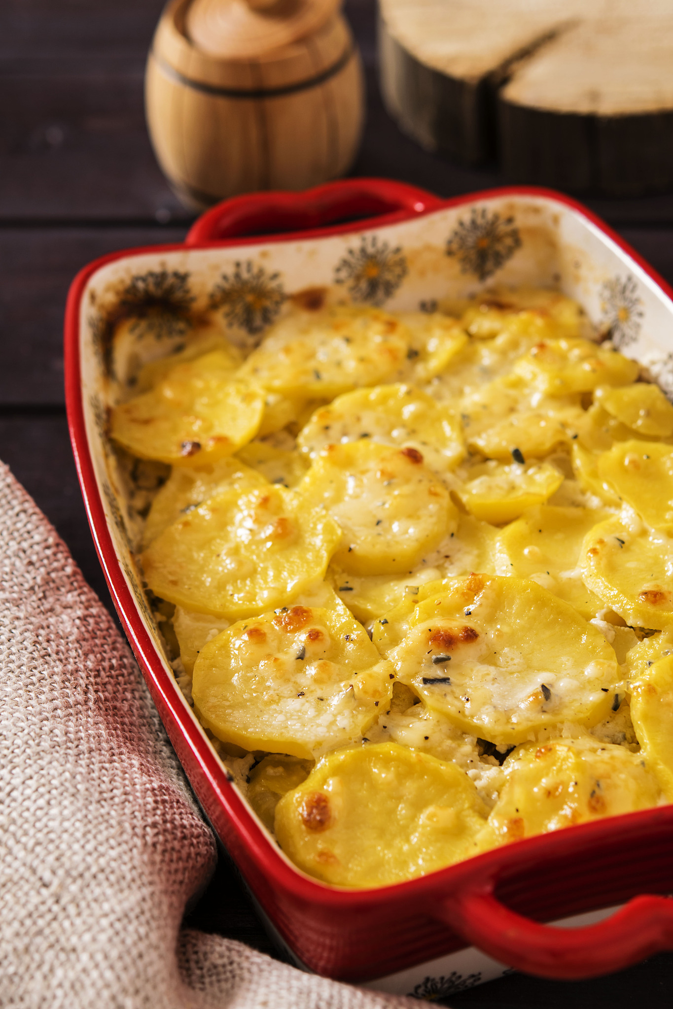 gratin potato with mushroom and blue cheese