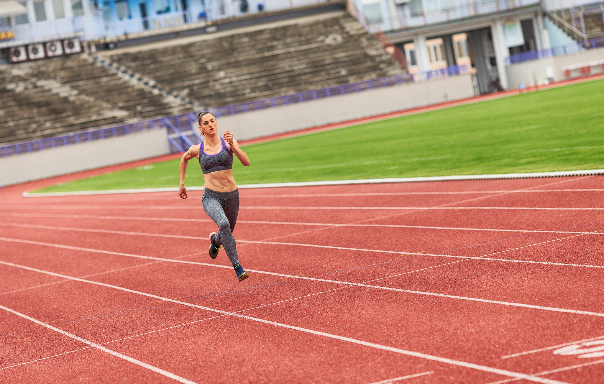 电小二 前面加2个字的定语想10个方案